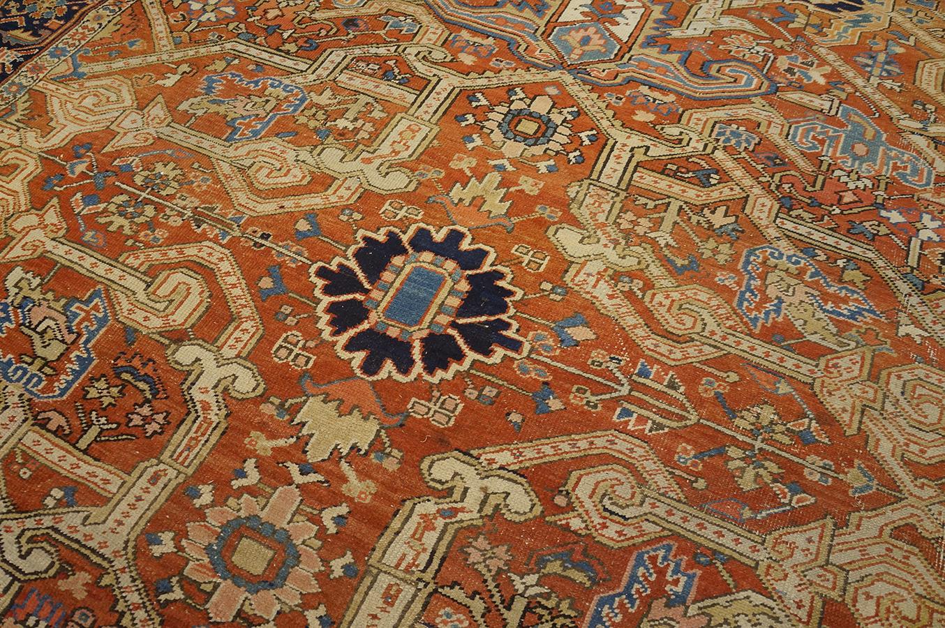 Wool Late 19th Century N.W. Persian Heriz Carpet ( 8'3'' x 11'6'' - 250 x 350 cm ) For Sale
