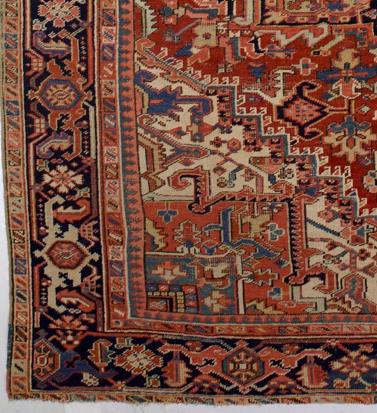 Tapis persan antique Heriz 8'6
