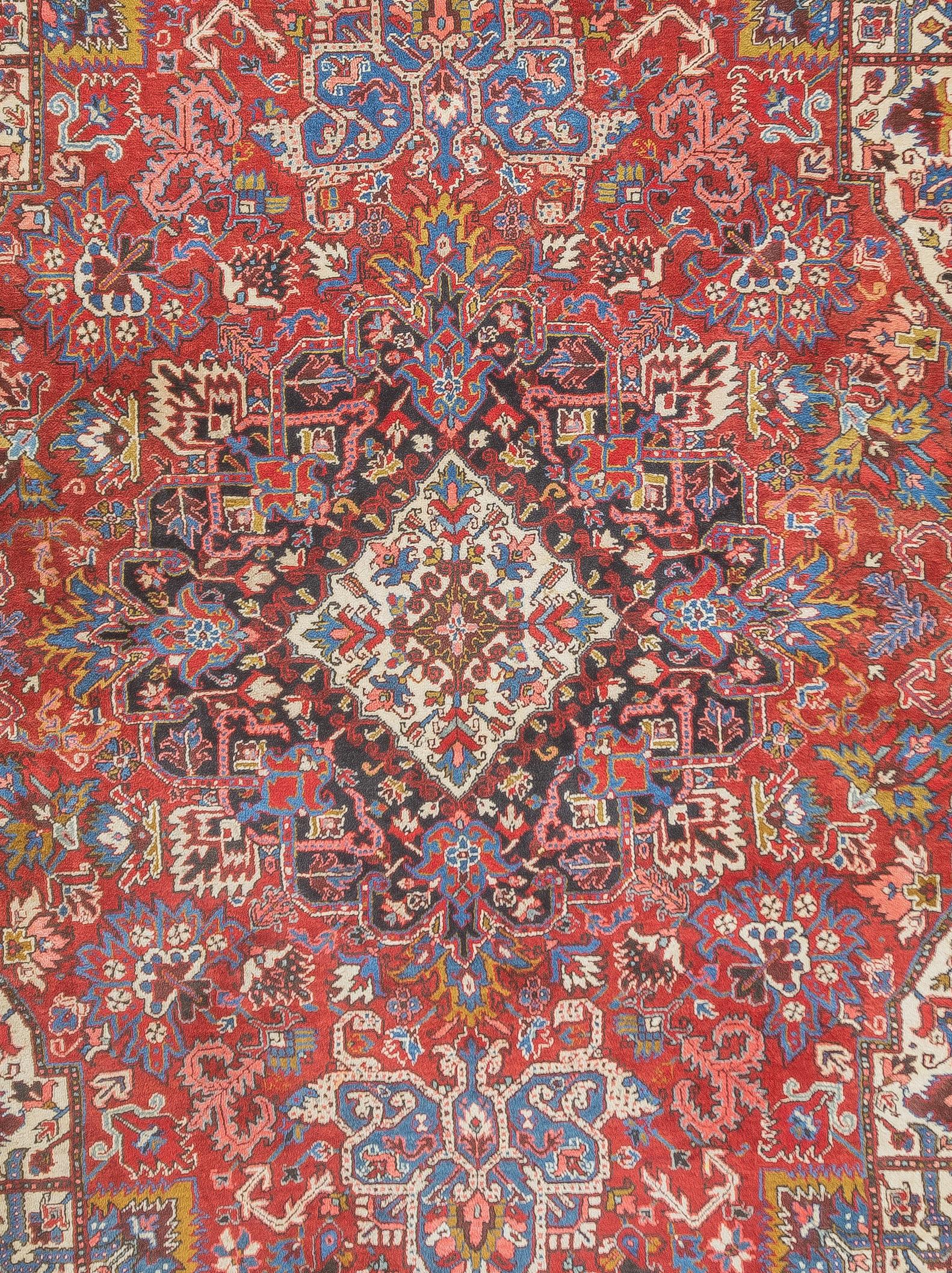 Antiker persischer Heriz-Teppich 9'11'' x 13'3'' (Persisch) im Angebot