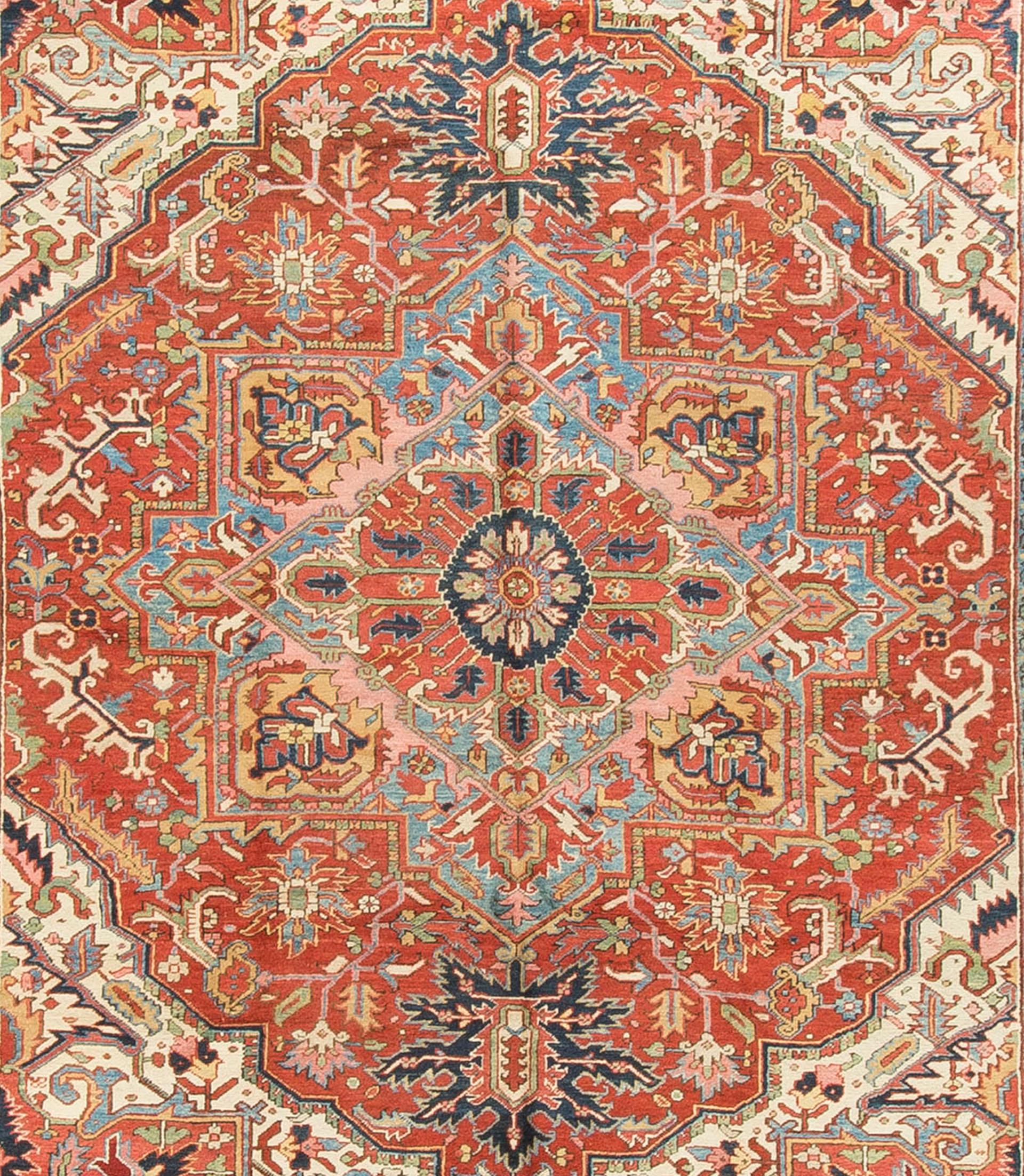 Heriz Serapi Antique Persian Heriz Rug, circa 1900 For Sale