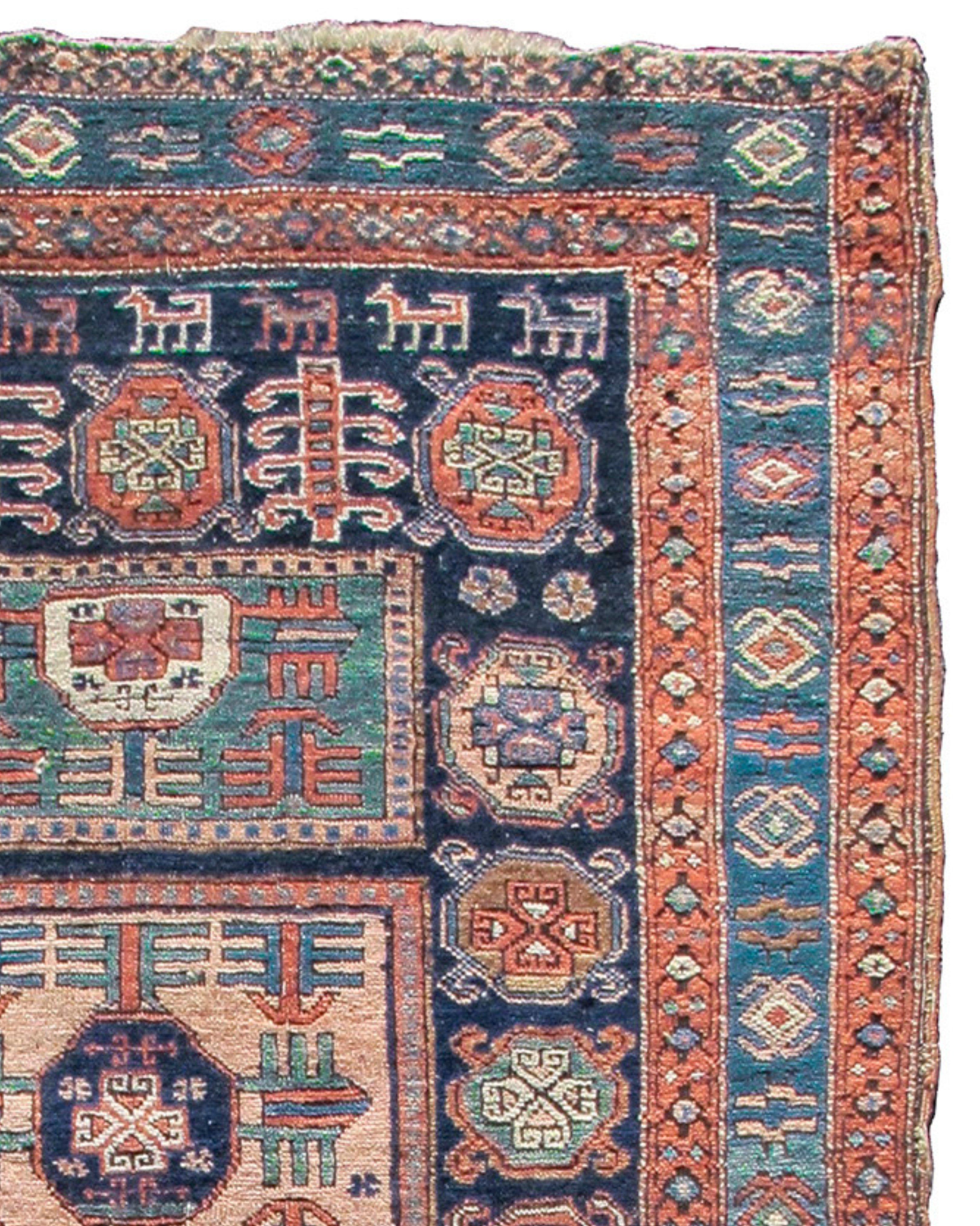 Ancien tapis persan Heriz, Début du 20e siècle

Informations supplémentaires :
Dimensions : 3'10