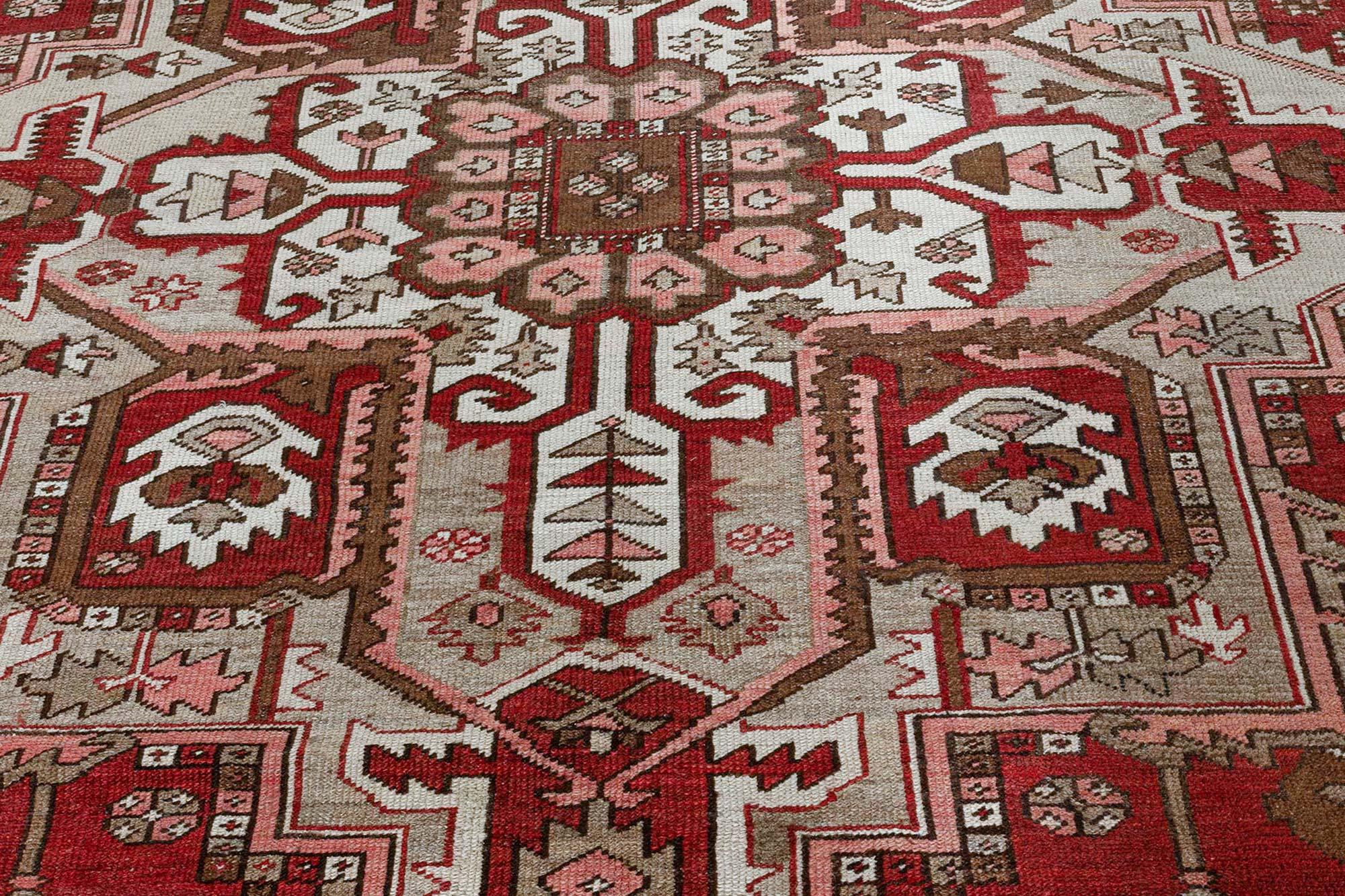 Antiker persischer Heriz-Teppich
Größe: 10'0