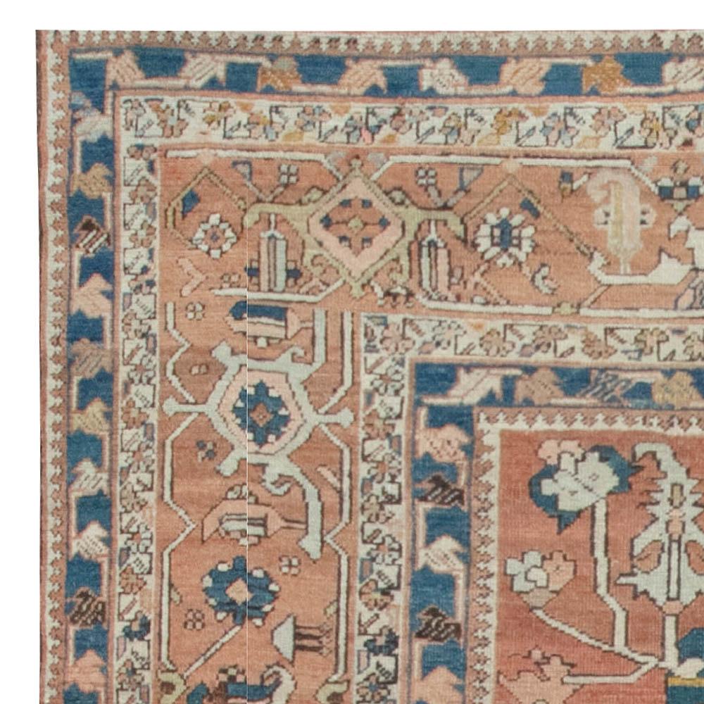 Antique Persian Heriz Brown & Navy Blue Handwoven Wool Rug (Handgeknüpft)