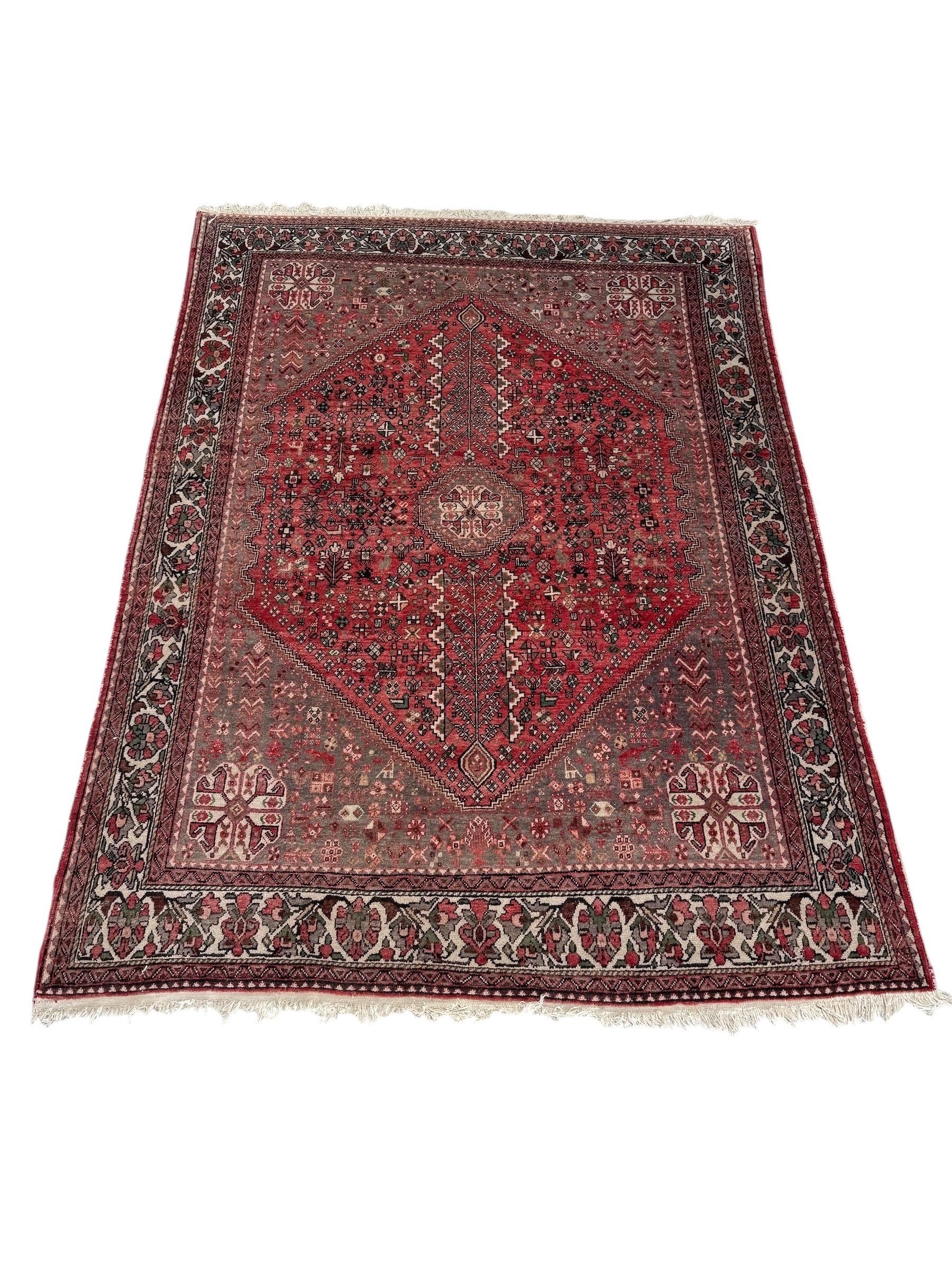 Antique Persian Heriz Rug in Red and Grey Tones, Handwoven Wool (Wolle) im Angebot