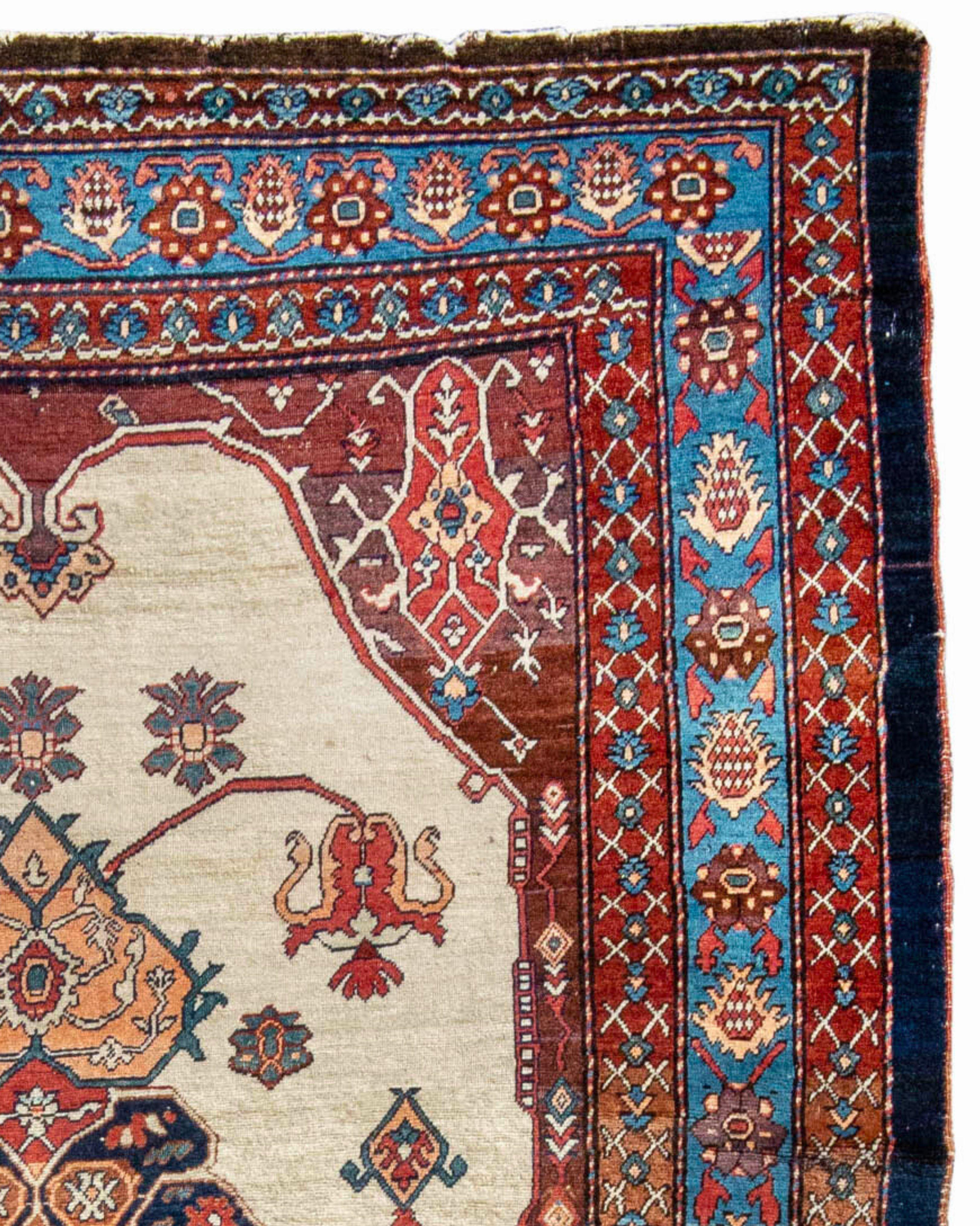 Antique Heriz Rug, Late 19th Century

Additional Information:
Dimensions: 5'2