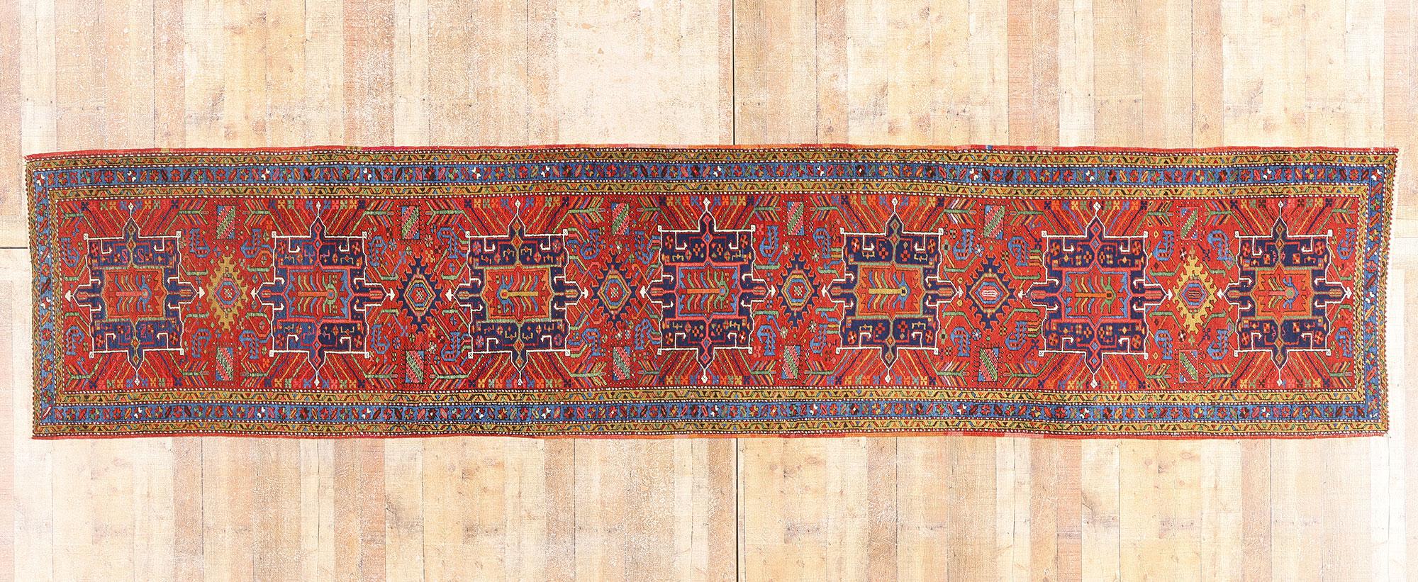 Antique Persian Heriz Rug Runner with Modern Style In Good Condition For Sale In Dallas, TX