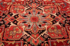 Antique Persian Heriz Rug. Size: 9 ft 8 in x 12 ft