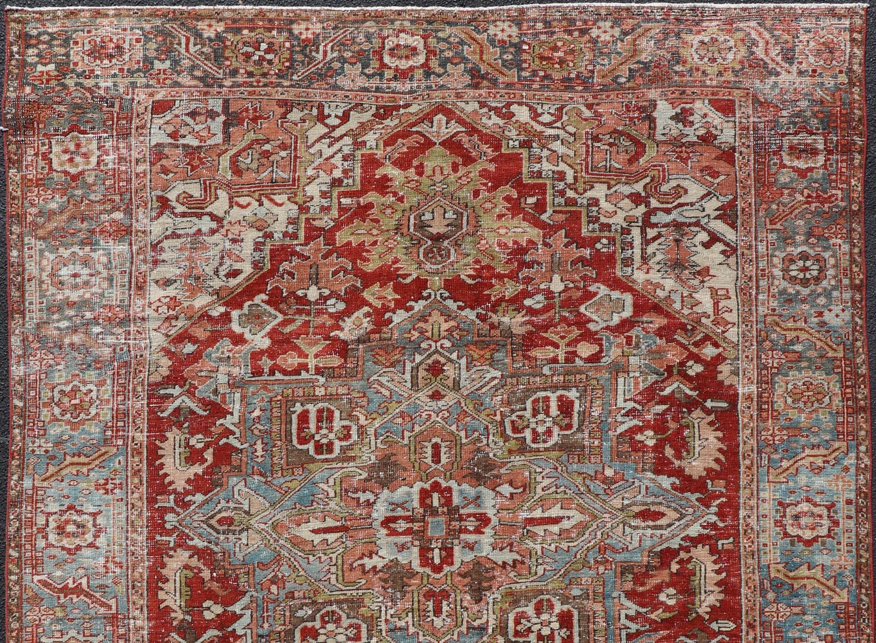 Antique Persian Heriz Rug With Geometric Medallion Design in Red & Soft Colors In Good Condition For Sale In Atlanta, GA