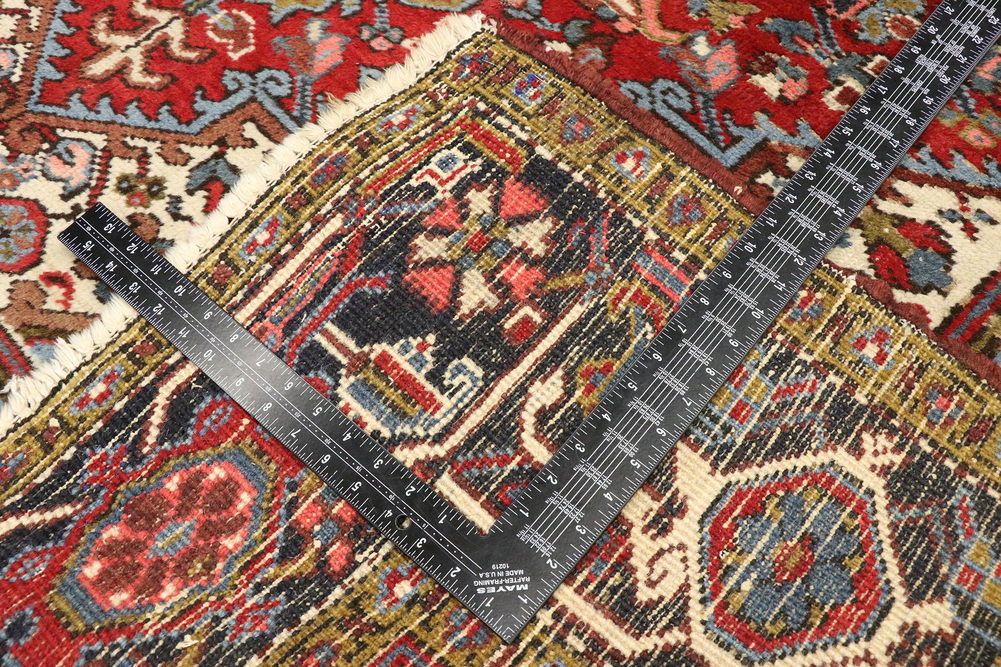 Antique Persian Heriz Rug with Modern Federal Style In Good Condition For Sale In Dallas, TX
