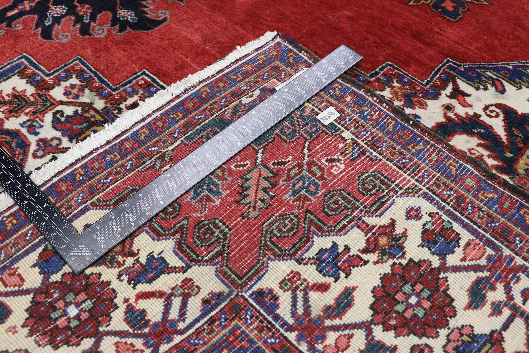 Antique Persian Heriz Rug with Regal Jacobean Style In Good Condition For Sale In Dallas, TX