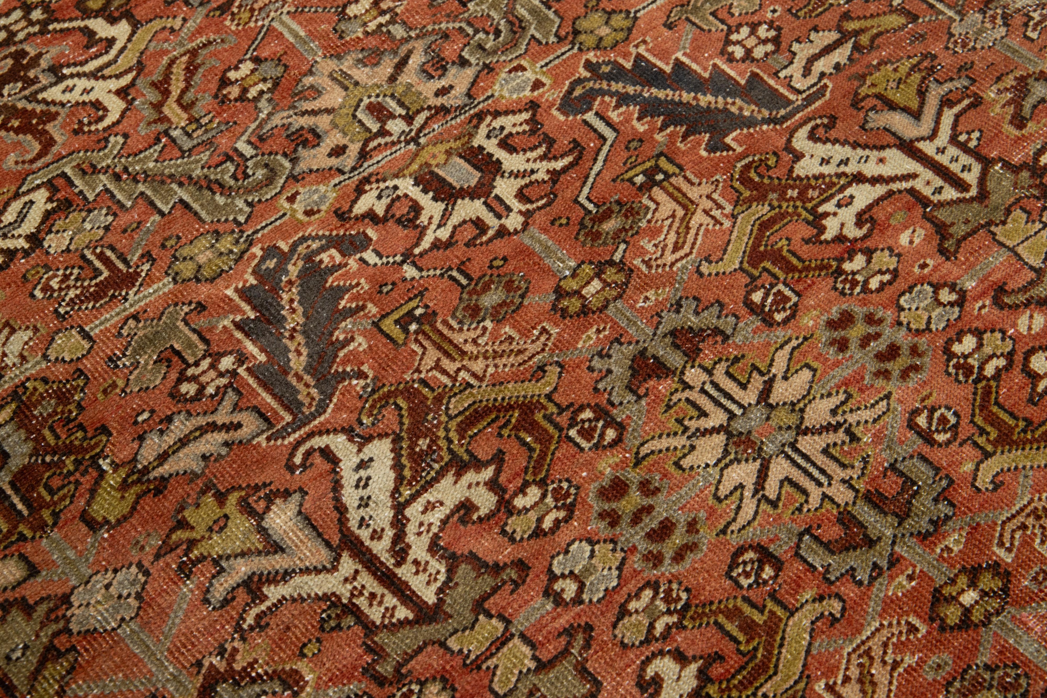 20ième siècle Tapis persan Heriz Rust fait à la main avec motif sur toute la surface en vente