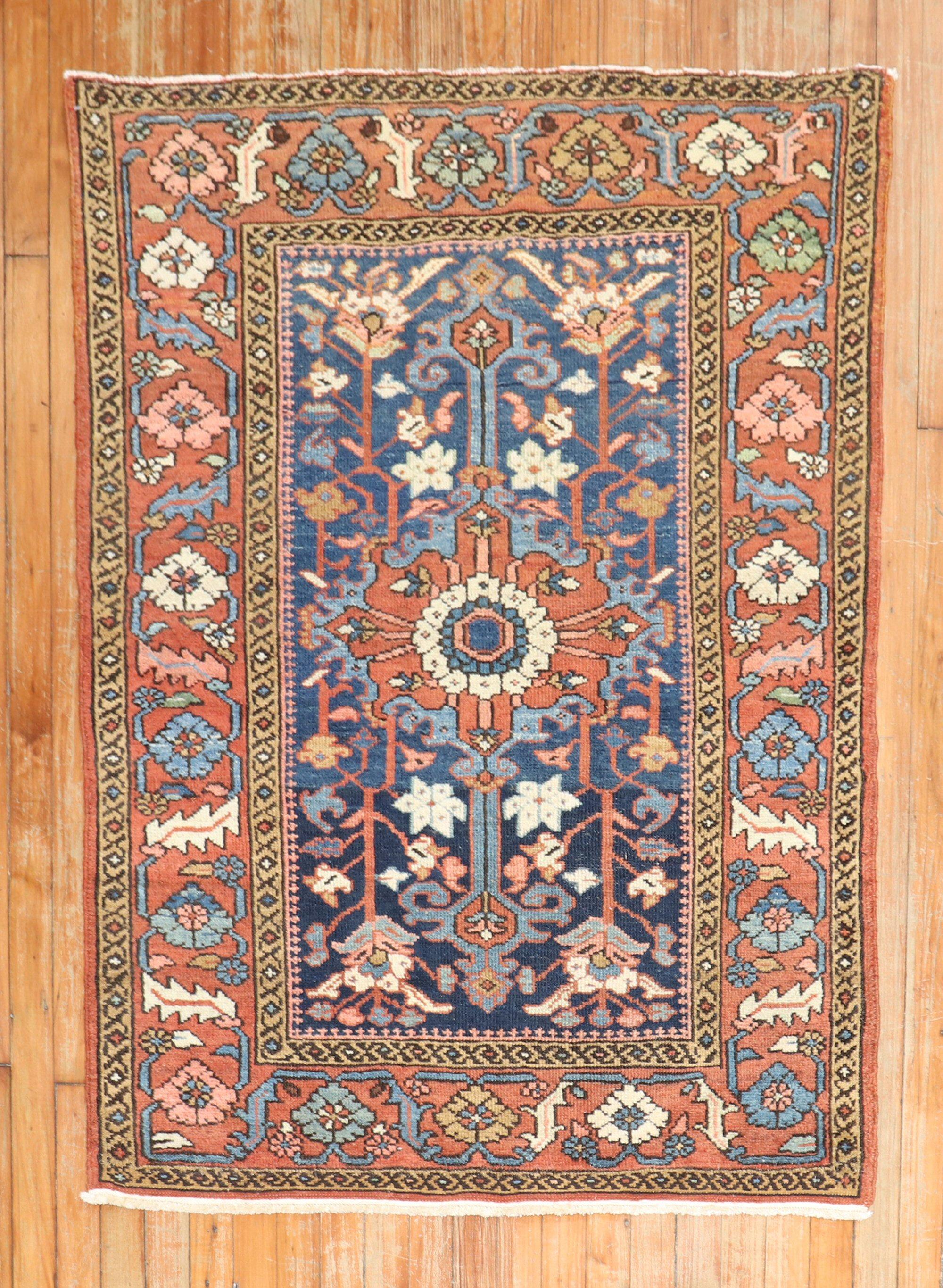 A traditional early 20th century Persian Heriz scatter size rug

Measures: 3'4'' x 4'6''.