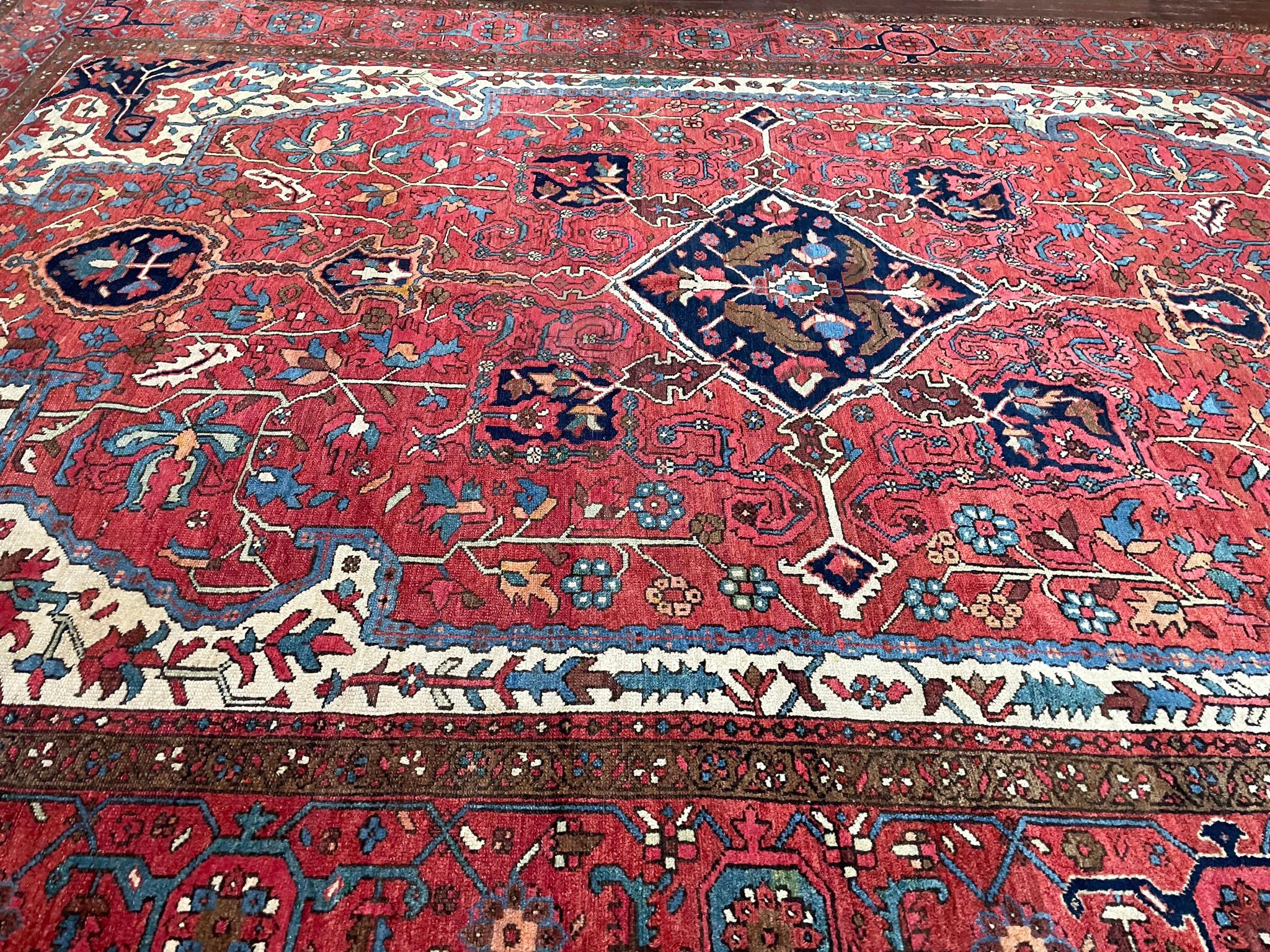 Antique Persian  Heriz/Serapi Carpet, circa-1910 #17402 For Sale 4