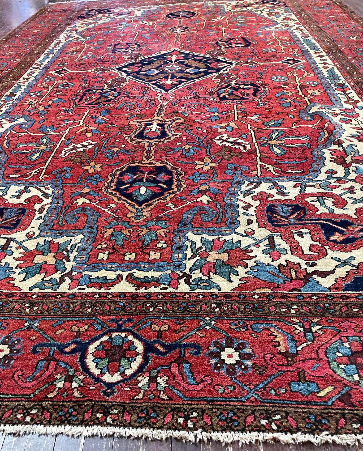 Hand-Knotted Antique Persian  Heriz/Serapi Carpet, circa-1910 #17402 For Sale