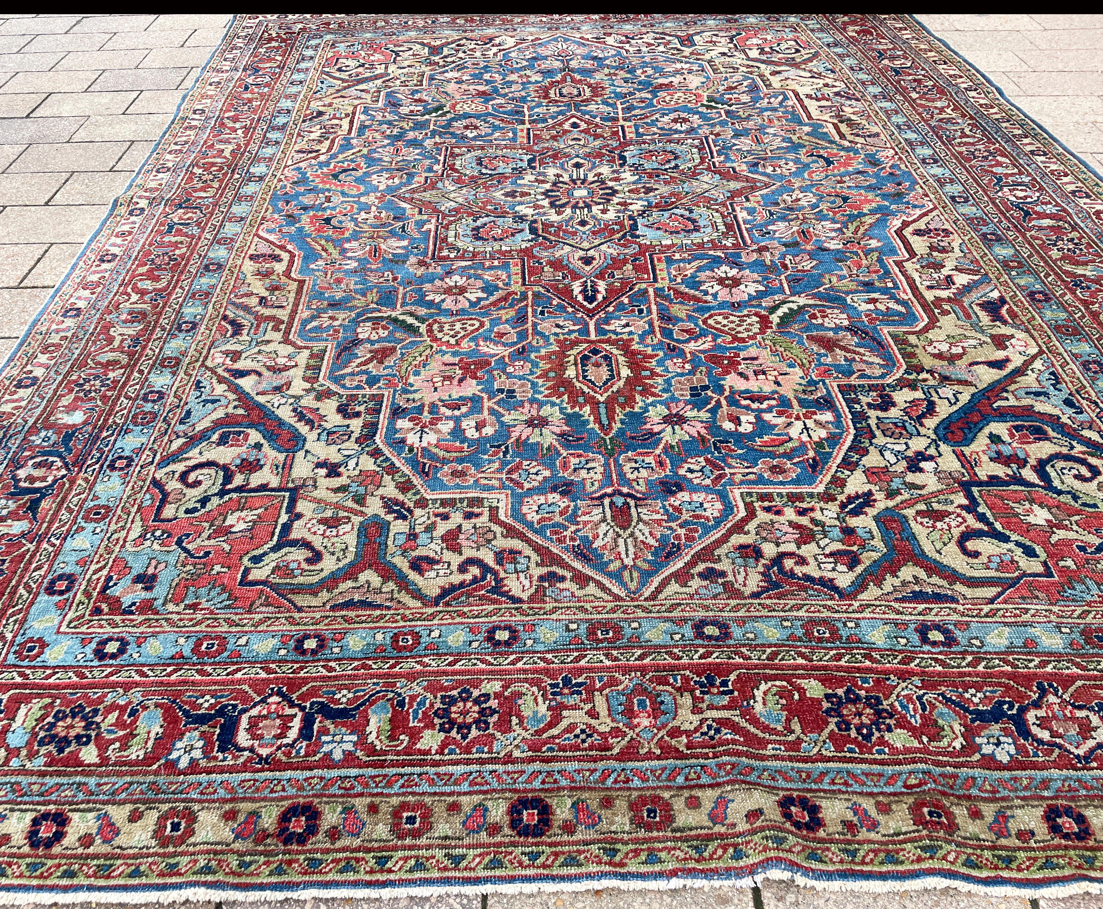 Heriz Serapi Antique Persian Heriz/Serapi Carpet, Light Blue And Gold For Sale