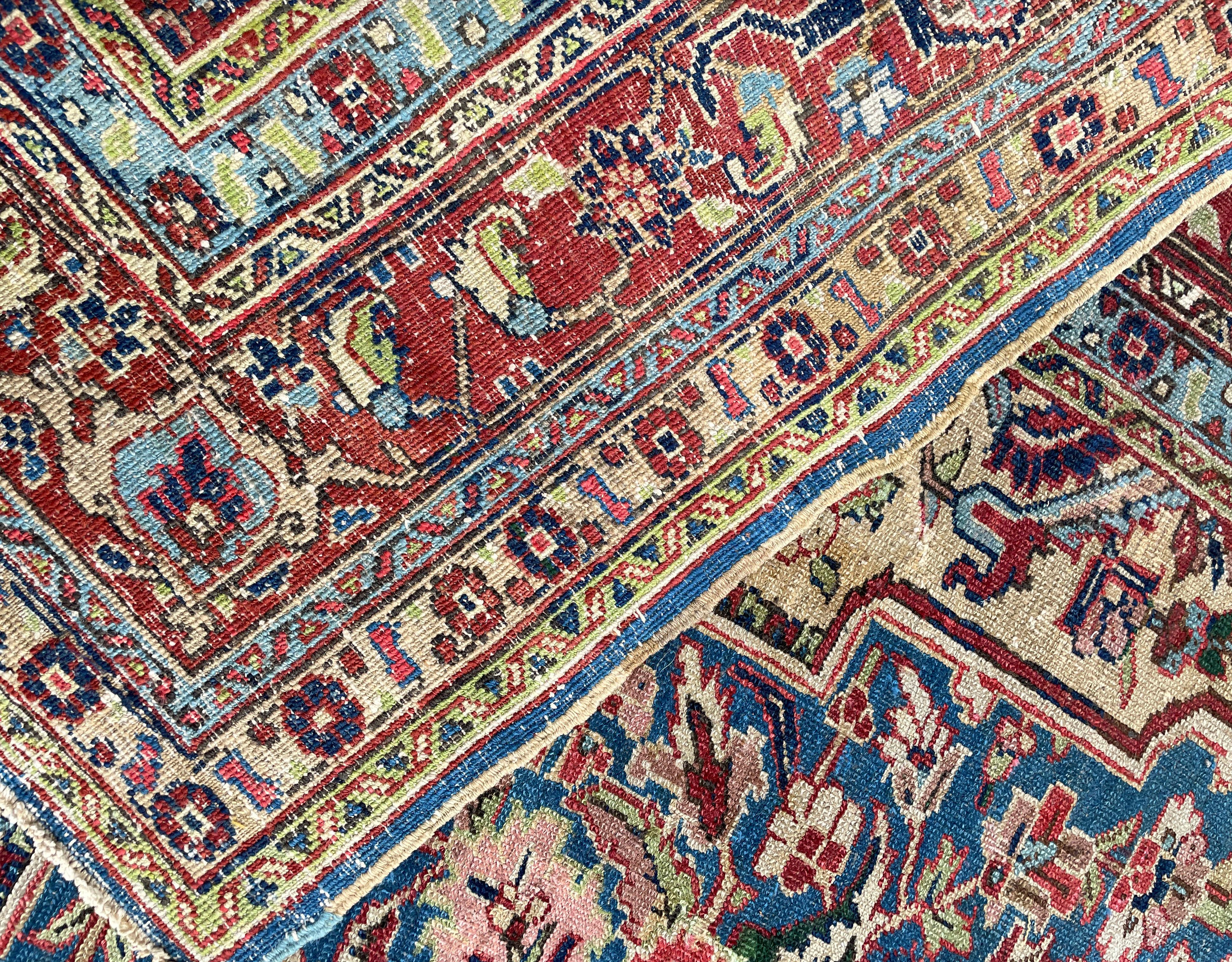 Antique Persian Heriz/Serapi Carpet, Light Blue And Gold For Sale 1