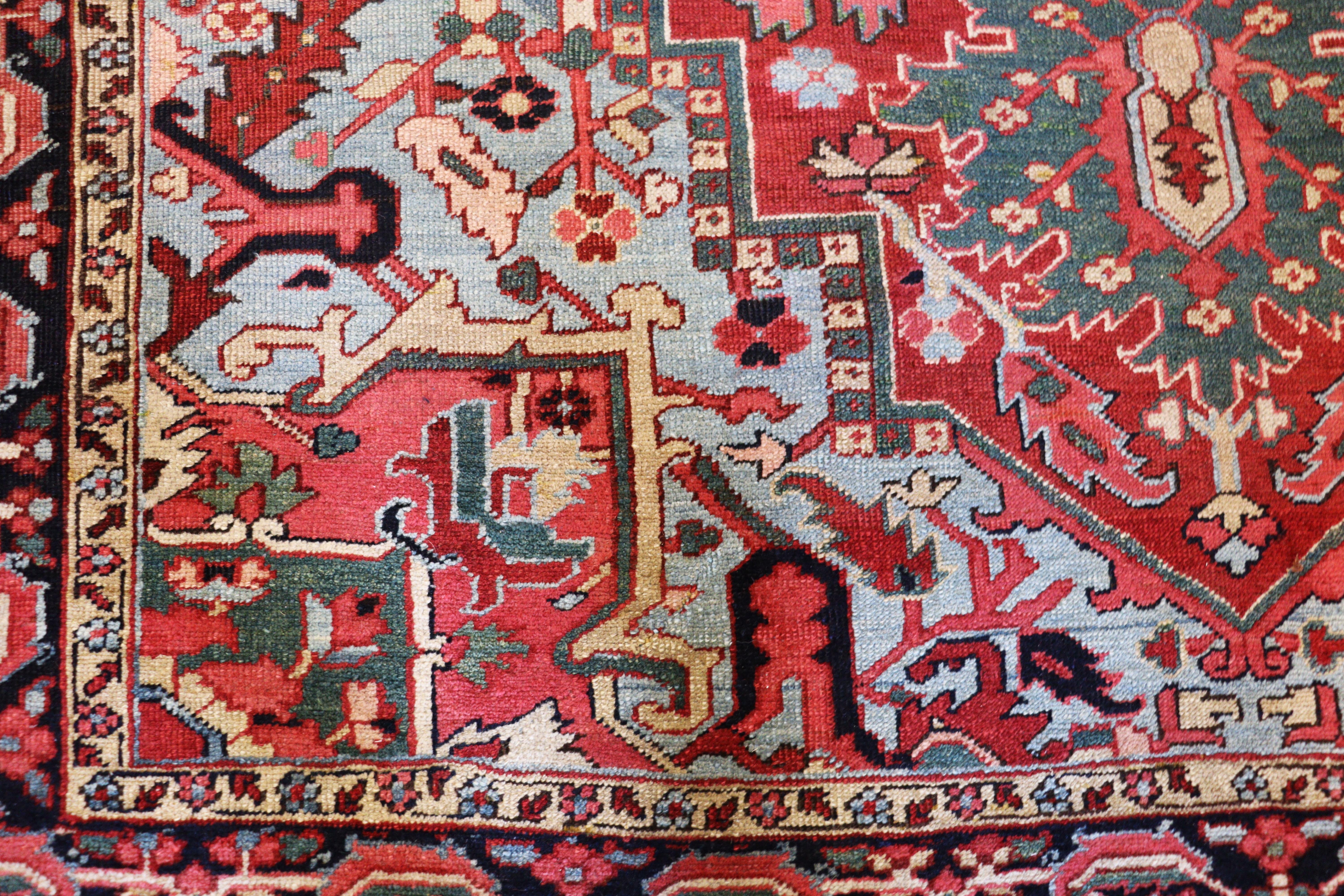 Antiker persischer Heriz/Serapi-Teppich, Gemälde für den Boden (Handgeknüpft) im Angebot