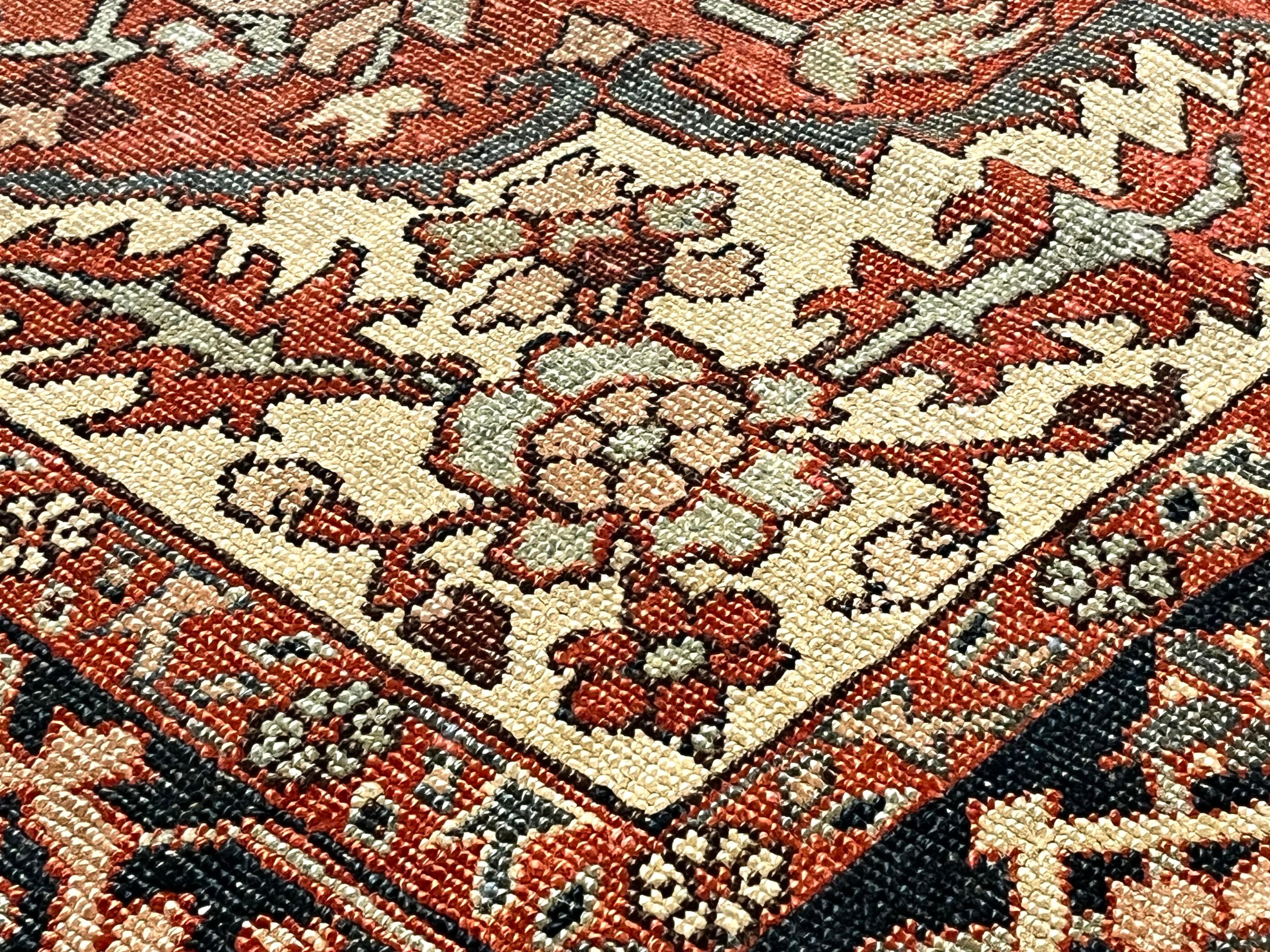 Antique Persian Heriz/Serapi Rug 5'1