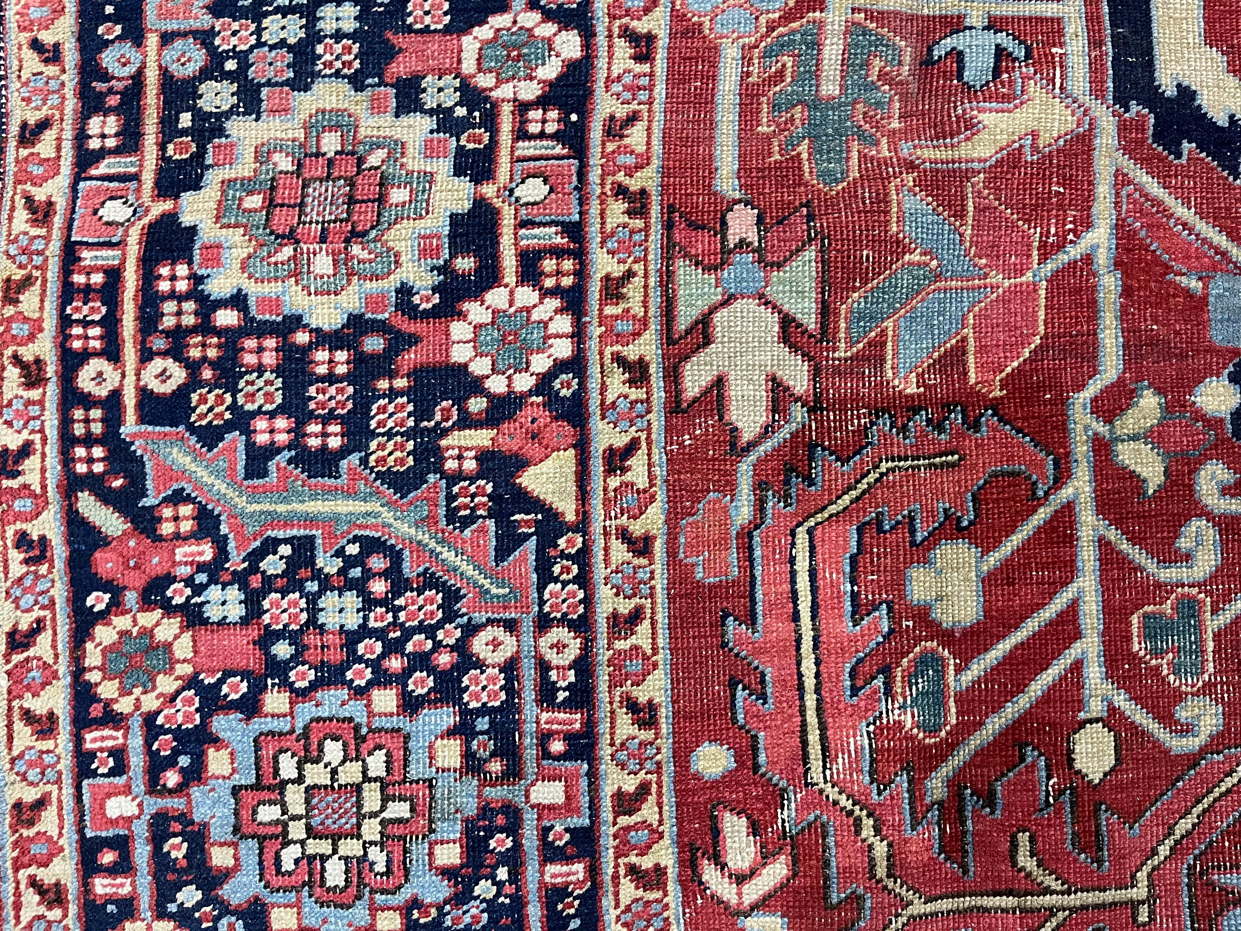 Antique Persian Heriz Serapi Rug 8'11
