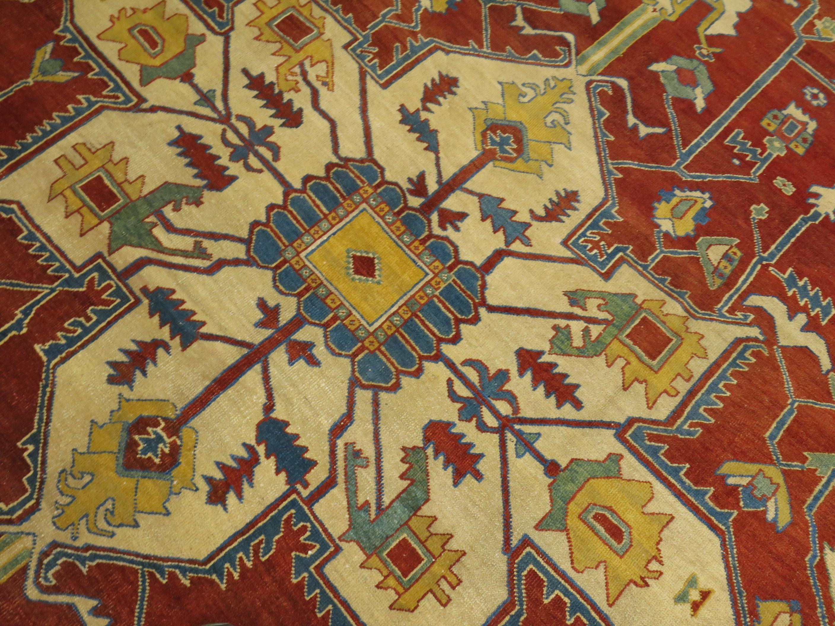 Antique Persian Heriz Serapi Rug For Sale 3
