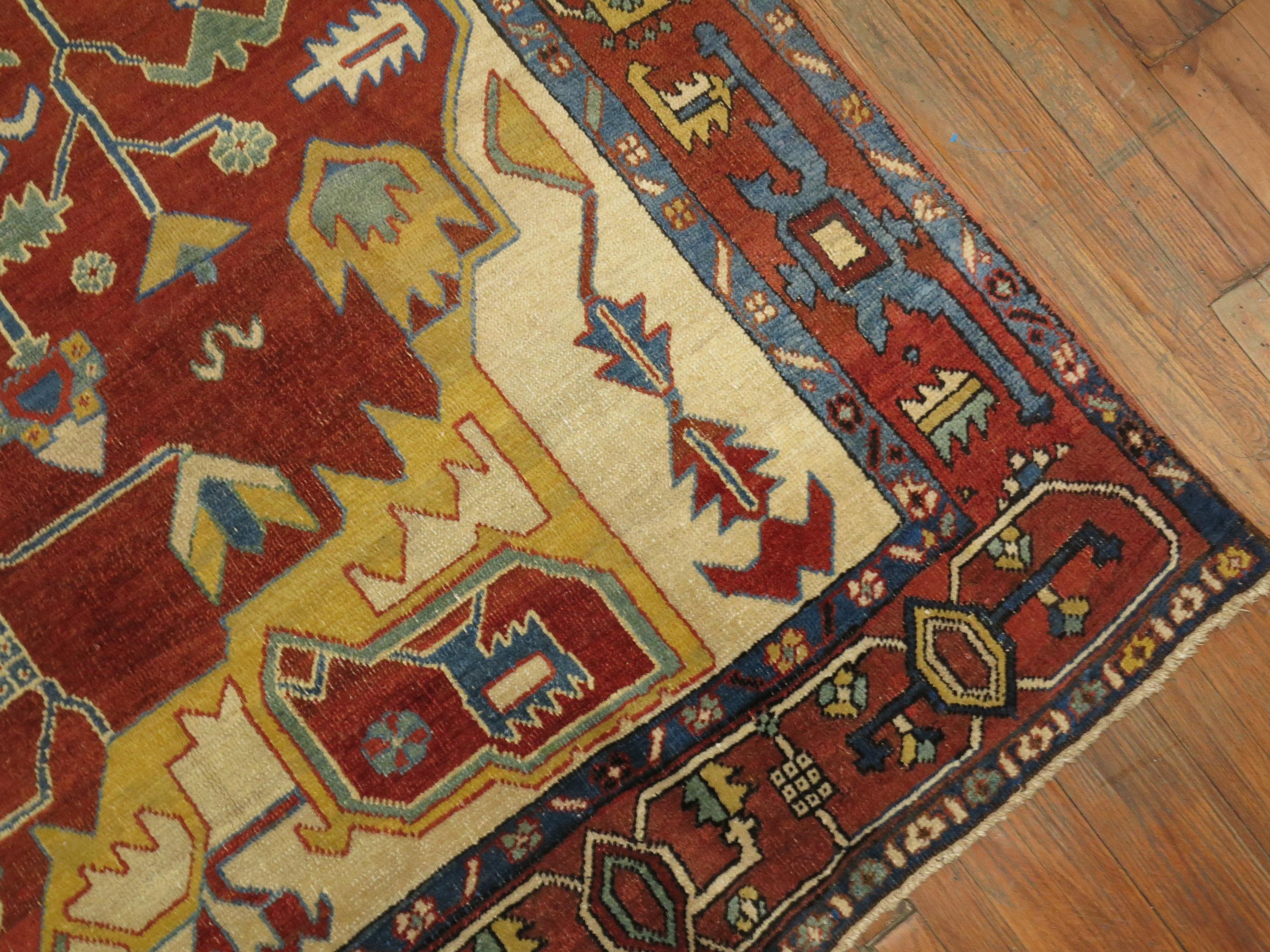 Laine Tapis persan ancien Heriz Serapi de la collection Zabihi en vente