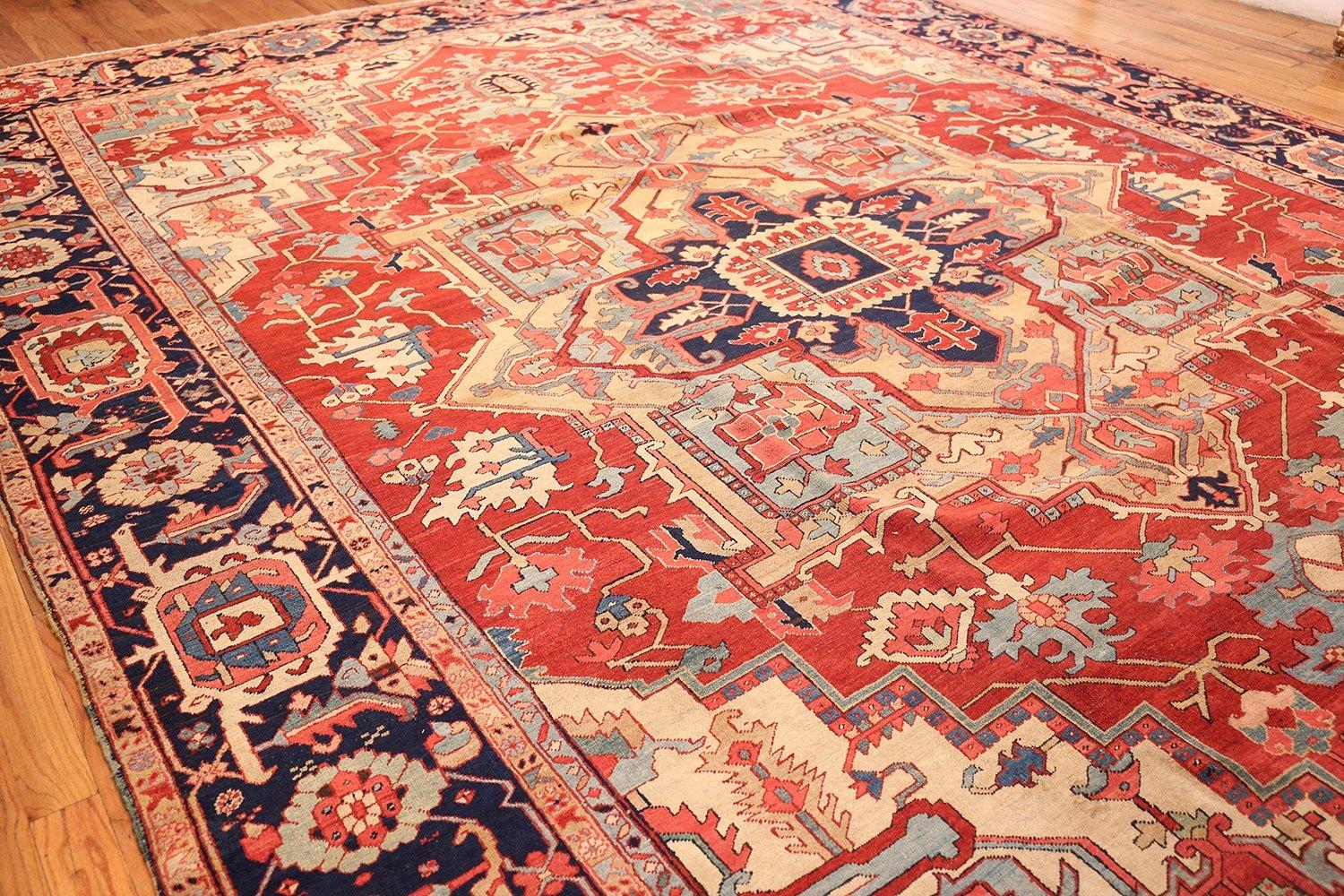 Large Antique Persian Heriz Serapi Rug, Country of Origin / Rug Type: Antique Persian Rug, Circa Date: 1900 – Size: 11 ft 2 in x 16 ft (3.4 m x 4.88 m)

Antique Persian Serapi carpets are known for their classic designs and use of brilliant color