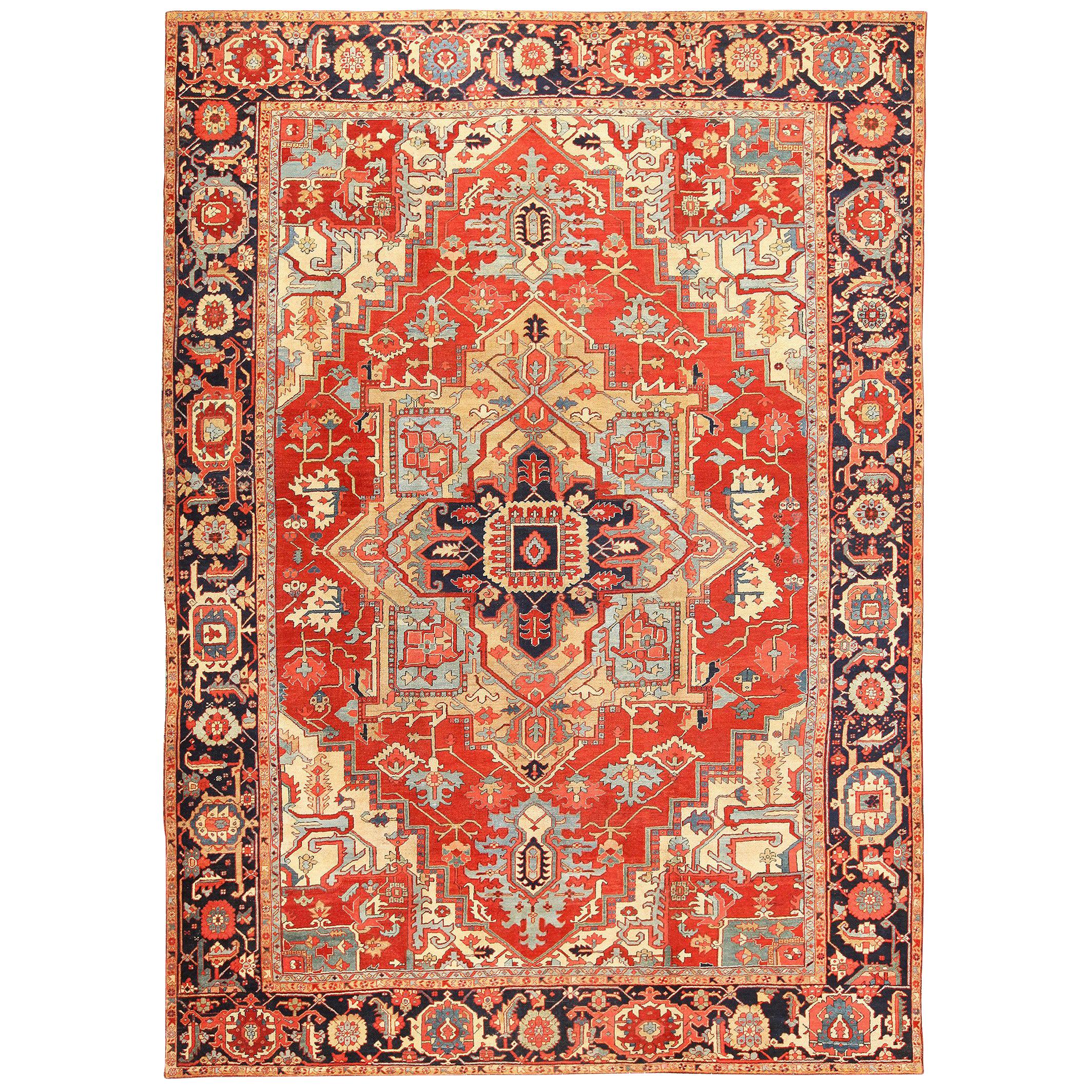 Antique Persian Heriz Serapi Rug. Size: 11 ft 2 in x 16 ft For Sale
