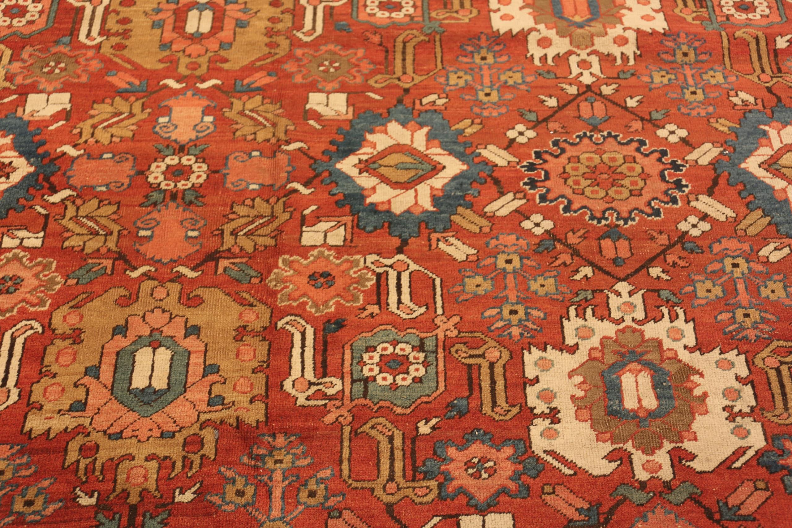 Hand-Knotted Antique Persian Heriz Serapi Rug. 11 ft 8 in x 21 ft 8 in For Sale
