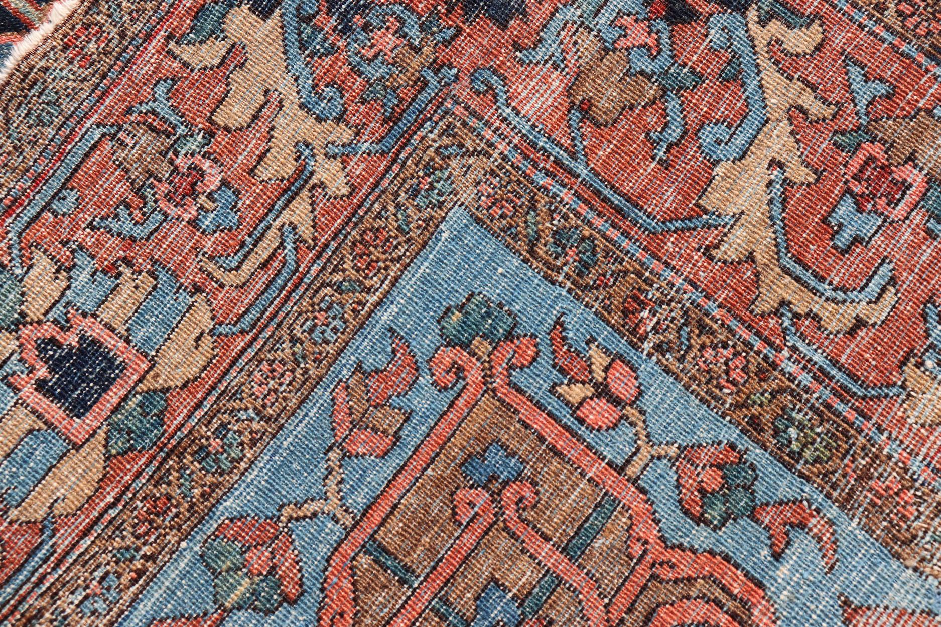  Antique Persian Serapi-Heriz Rug with Geometrics Design in Midnight Blue For Sale 6