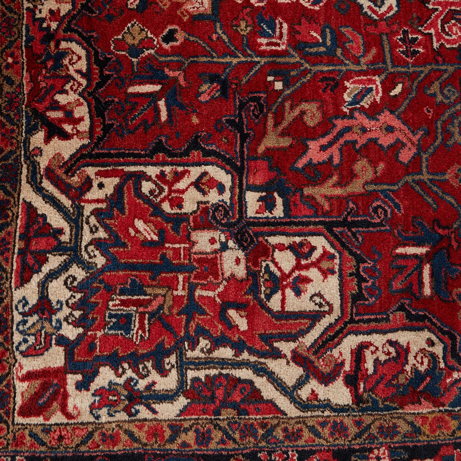 Antiker persischer Heriz Serapi-Teppich im Serapi-Stil (20. Jahrhundert) im Angebot