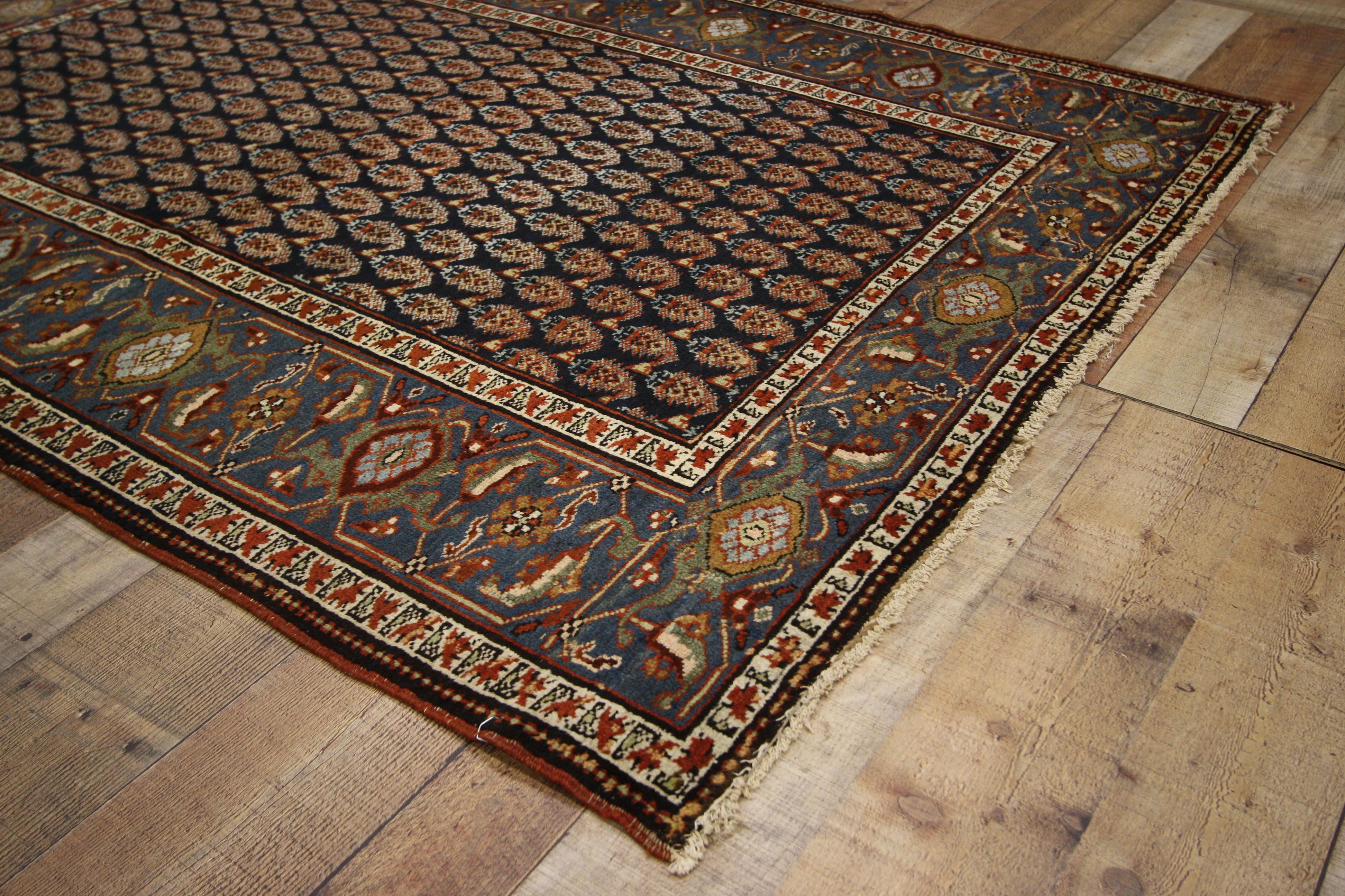 Wool Antique Persian Heriz Rug with American Colonial Style For Sale
