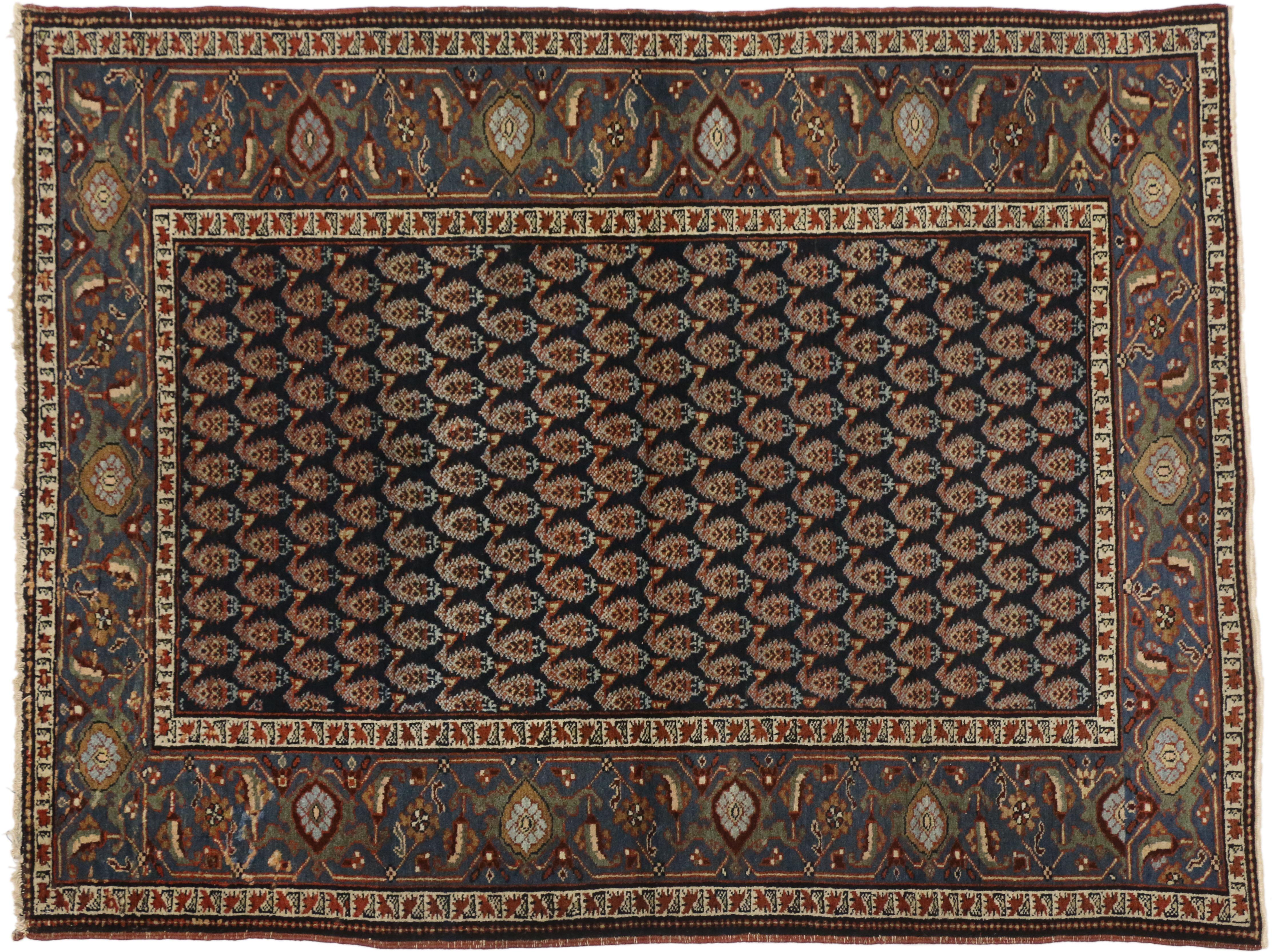 Antique Persian Heriz Rug with American Colonial Style For Sale 3