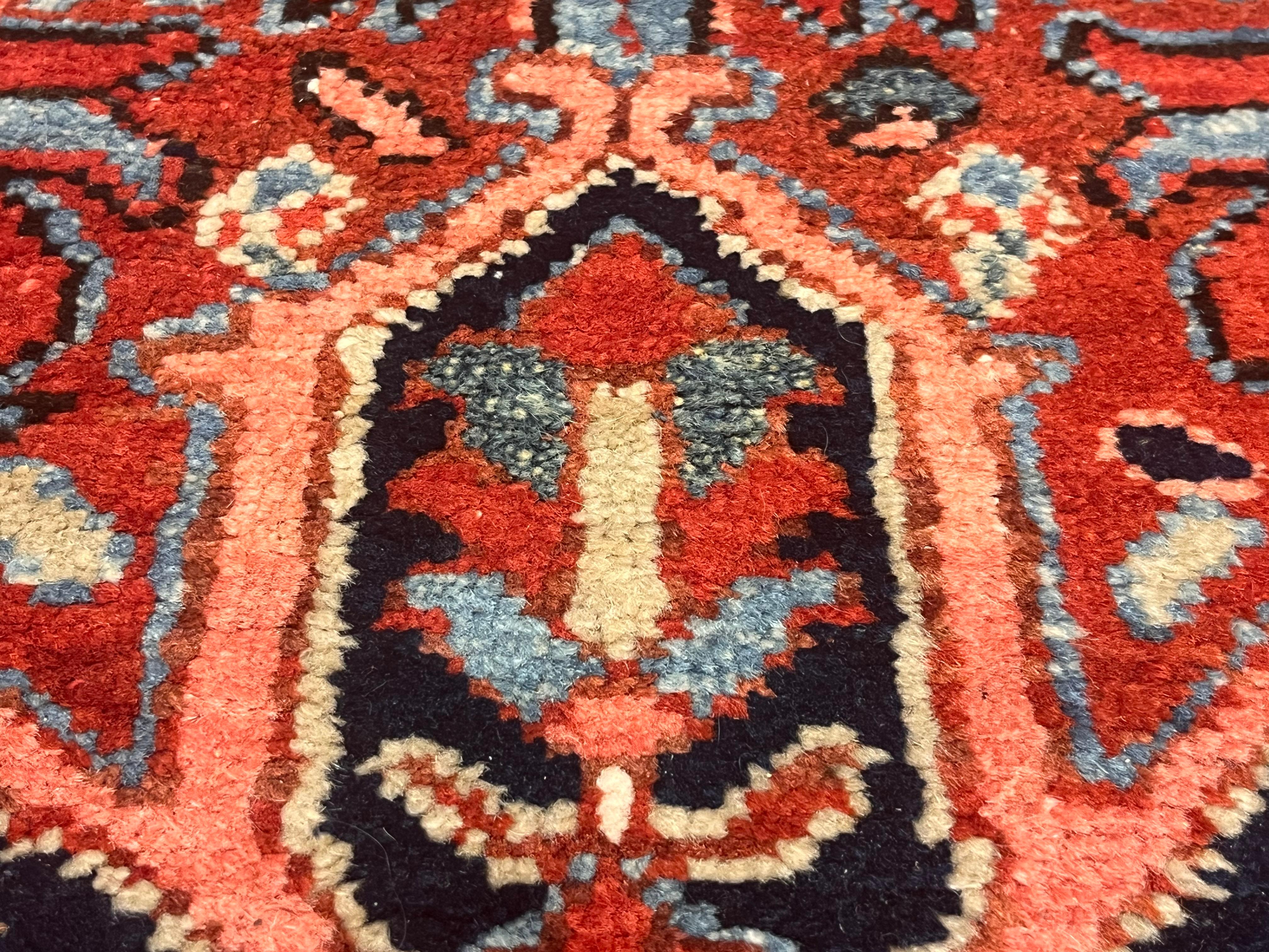 Alfombra persa antigua de lana Heriz 3'11