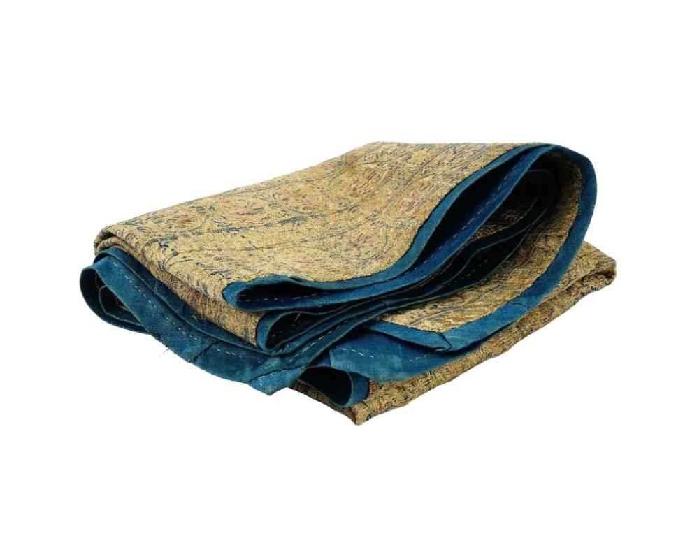 Antique Persian Iranian Safavid Hand Woven Textile In Good Condition For Sale In New York, NY