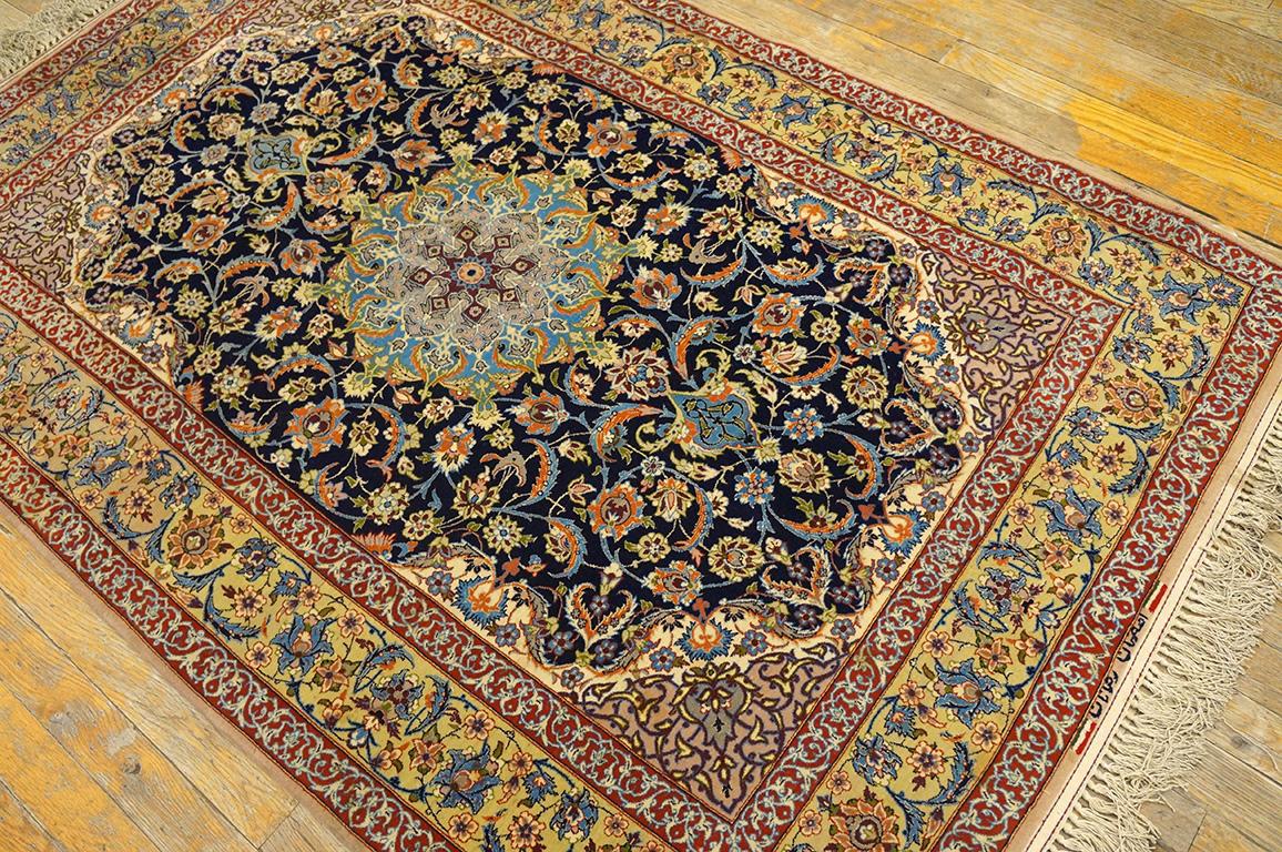 Antique Persian Isfahan In Excellent Condition For Sale In New York, NY