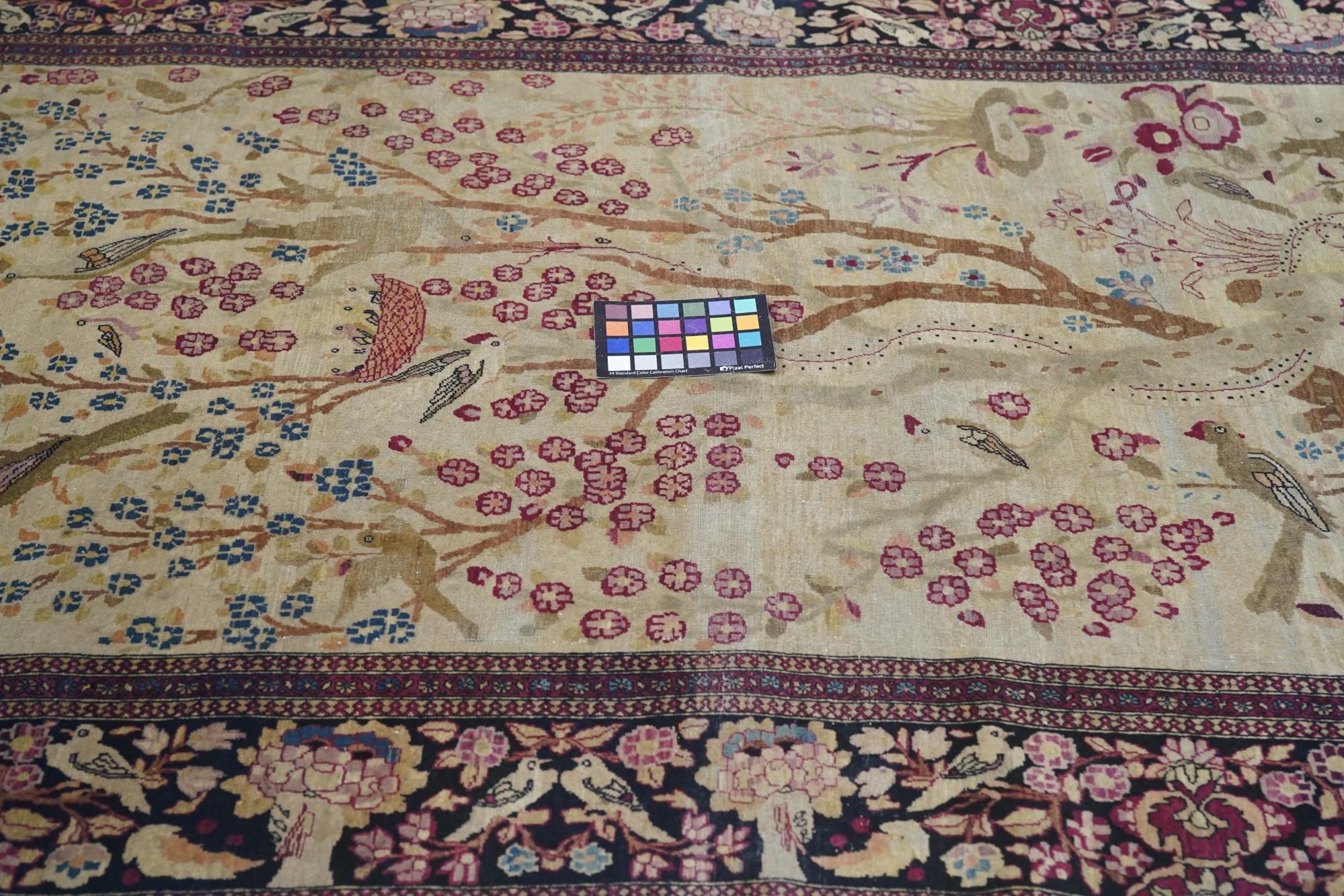 Antique Persian Isfahan (Ahmad) Area Rug 4'3