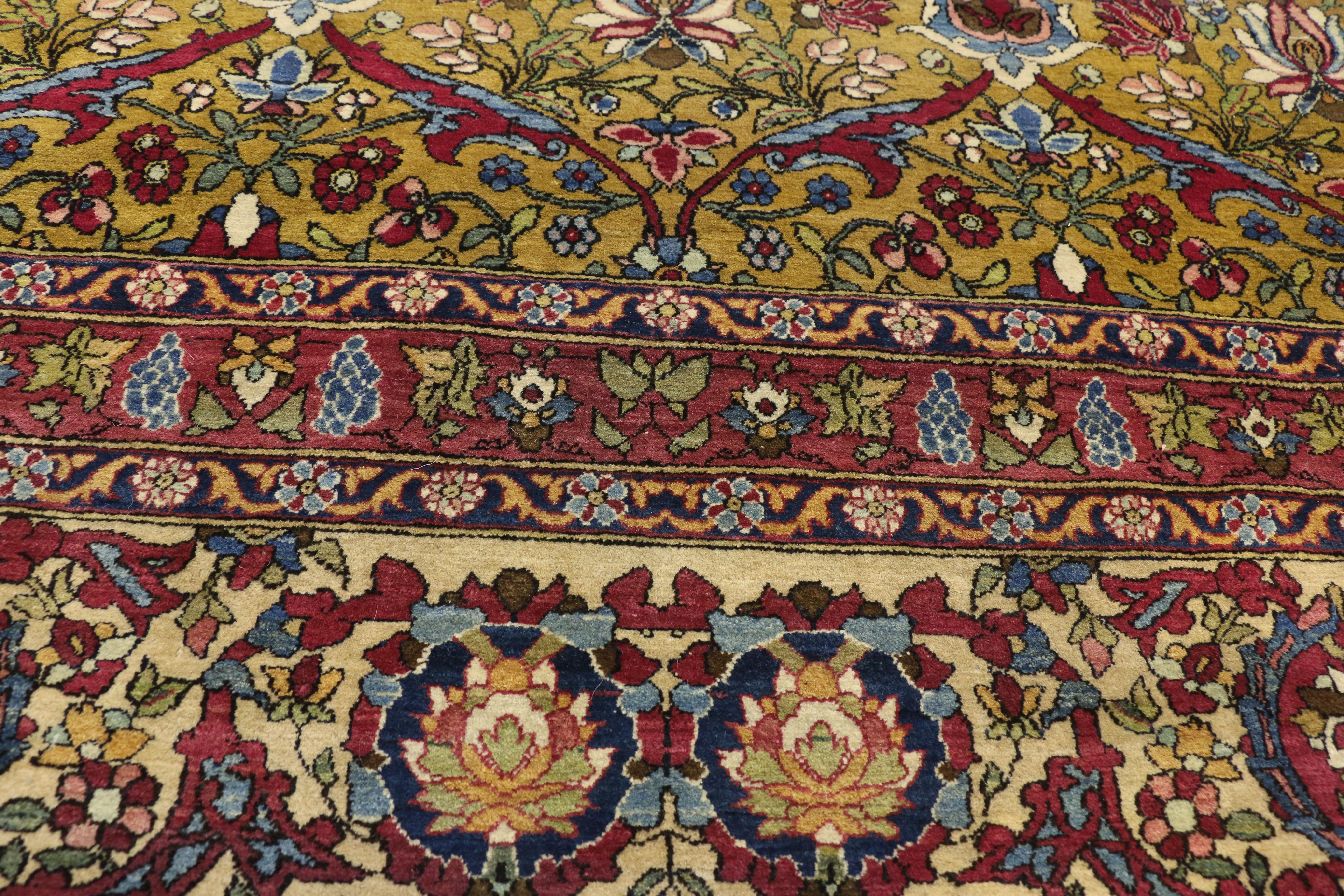 Antique Persian Isfahan Rug, Old World Charm Meets French Baroque Style In Good Condition For Sale In Dallas, TX