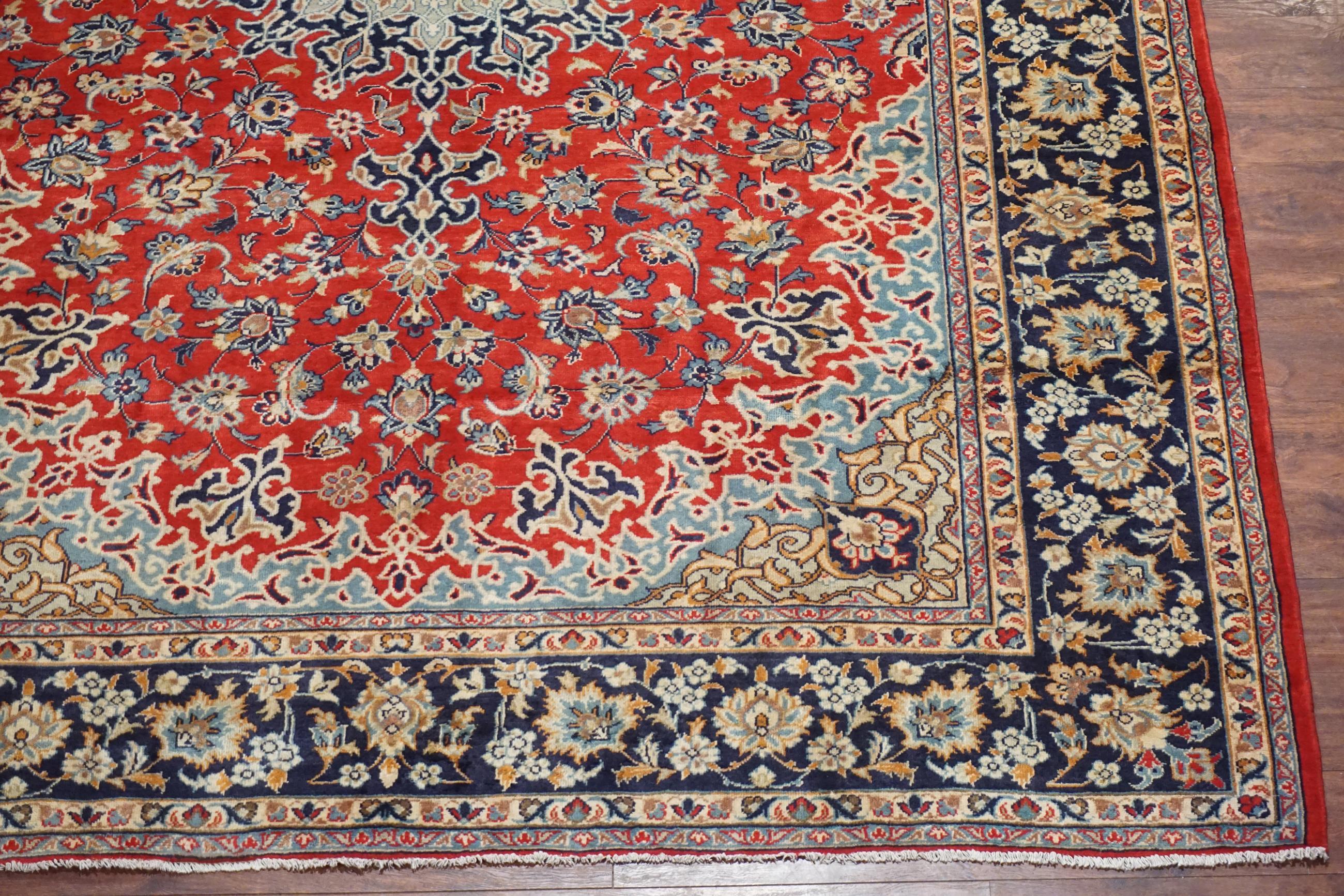 Mid-20th Century Antique Persian Isfahan, circa 1940 For Sale