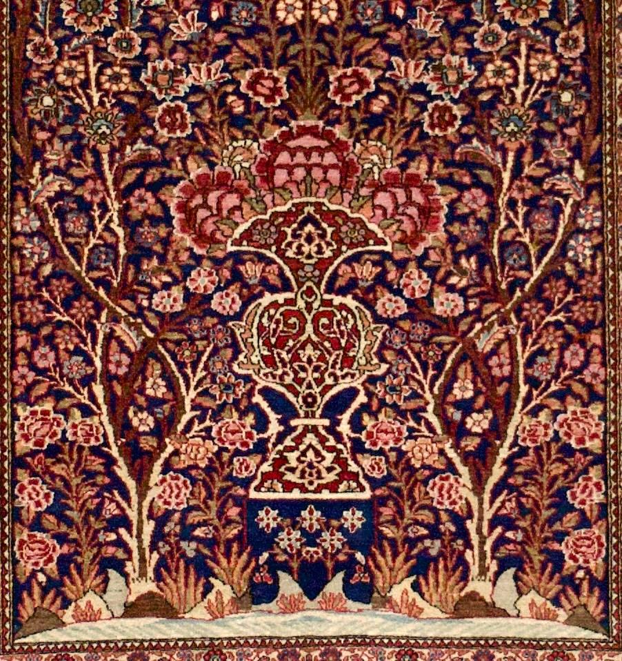 19th Century Antique Persian Isfahan One of Pair Rug 4'5
