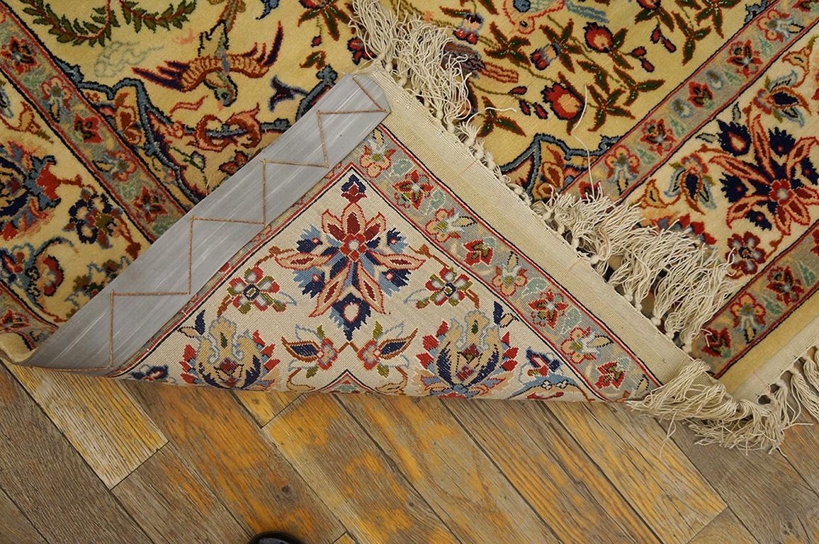 Milieu du XXe siècle Tapis persan ancien d'Ispahan de style persan 3' 6'' x5' 6'' en vente