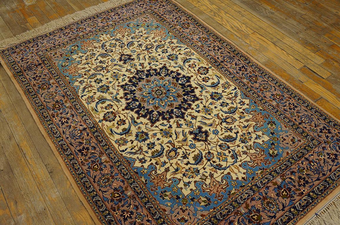 Antique Persian Isfahan Rug 3' 7'' x 5' 5''  In Good Condition For Sale In New York, NY