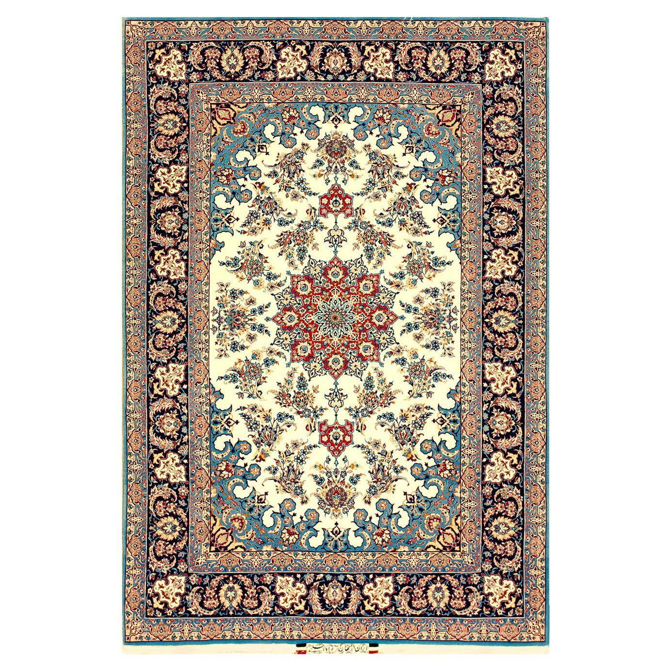 Mid 20th Century Persian Isfahan Carpet ( 4'11" x 7'2"  - 150 x 220 )