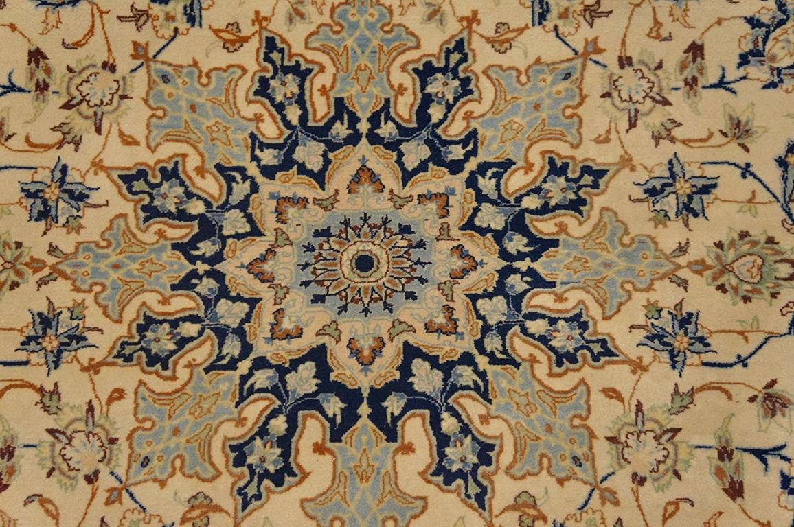 Mid-20th Century Antique Persian Isfahan Rug 5' 1