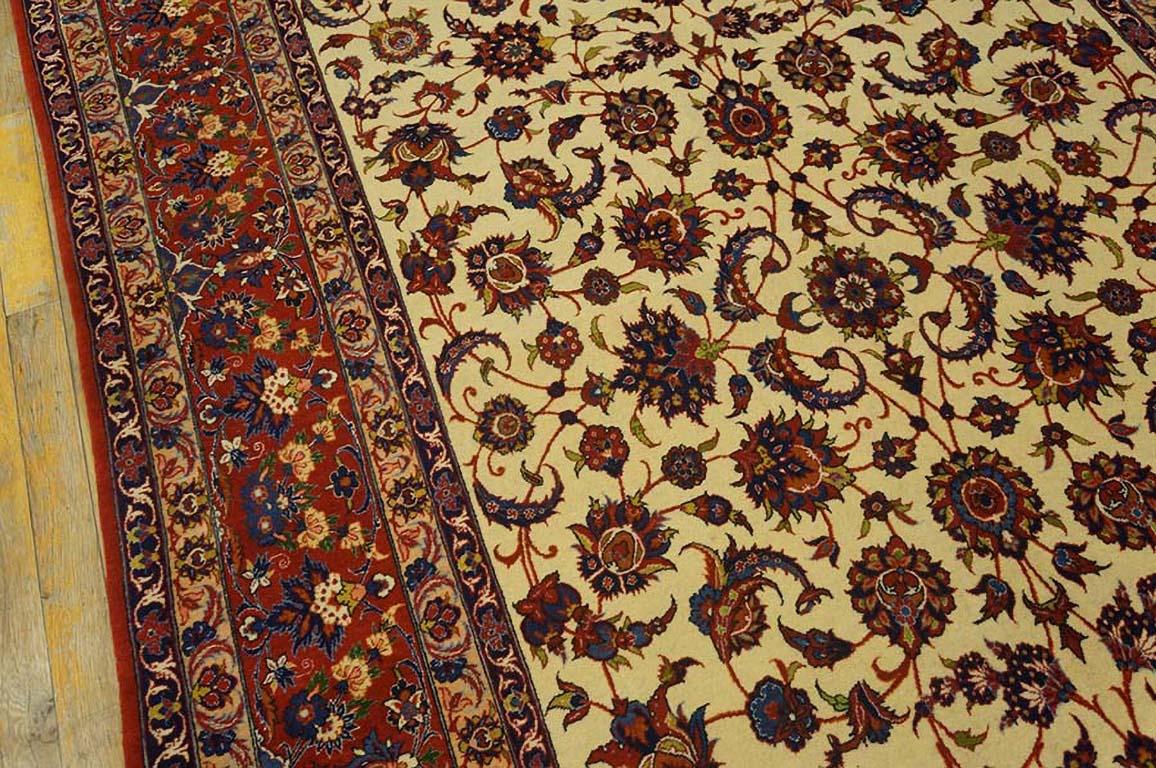 Wool Mid 20th Century Persian Isfahan Carpet ( 5'1