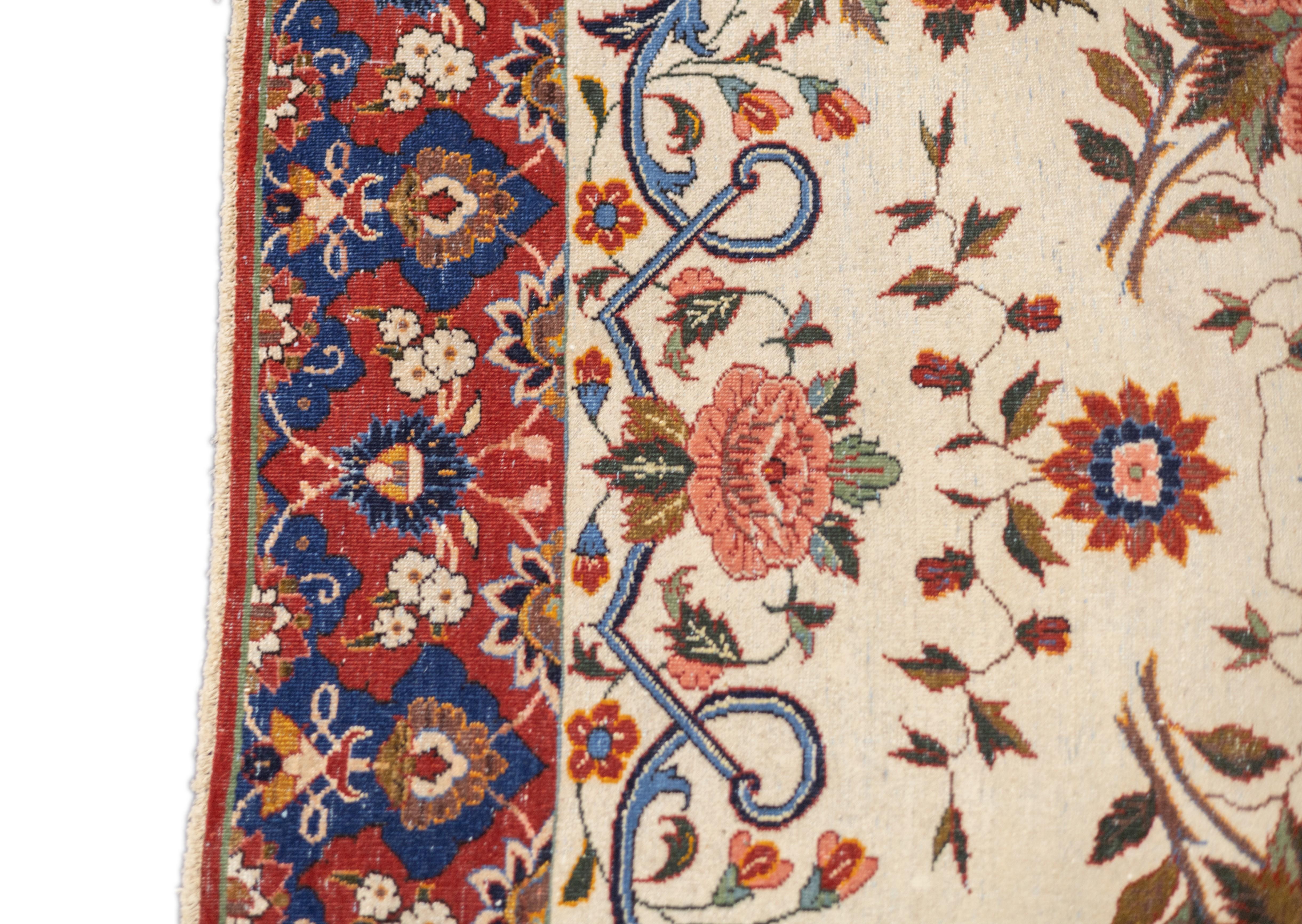 Antiker persischer Isfahan-Teppich 5'0