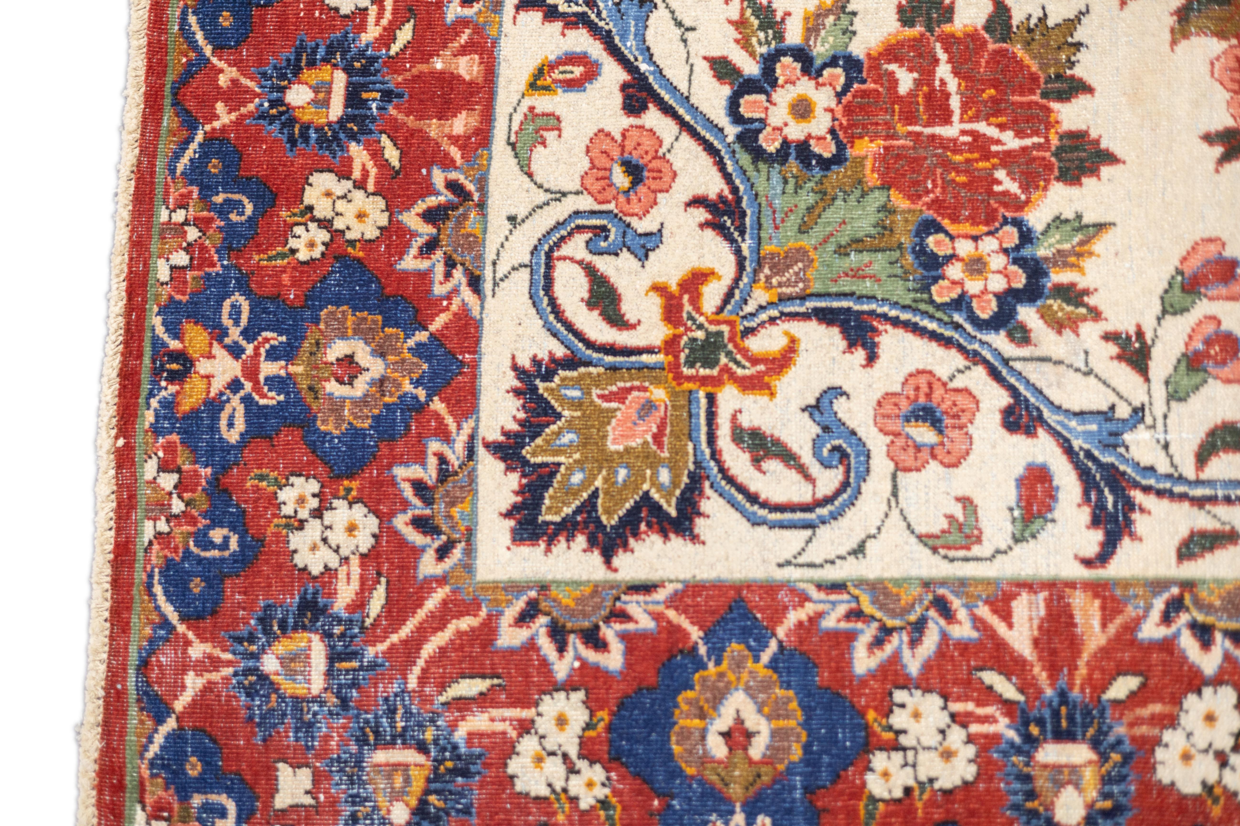 Antiker persischer Isfahan-Teppich 5'0