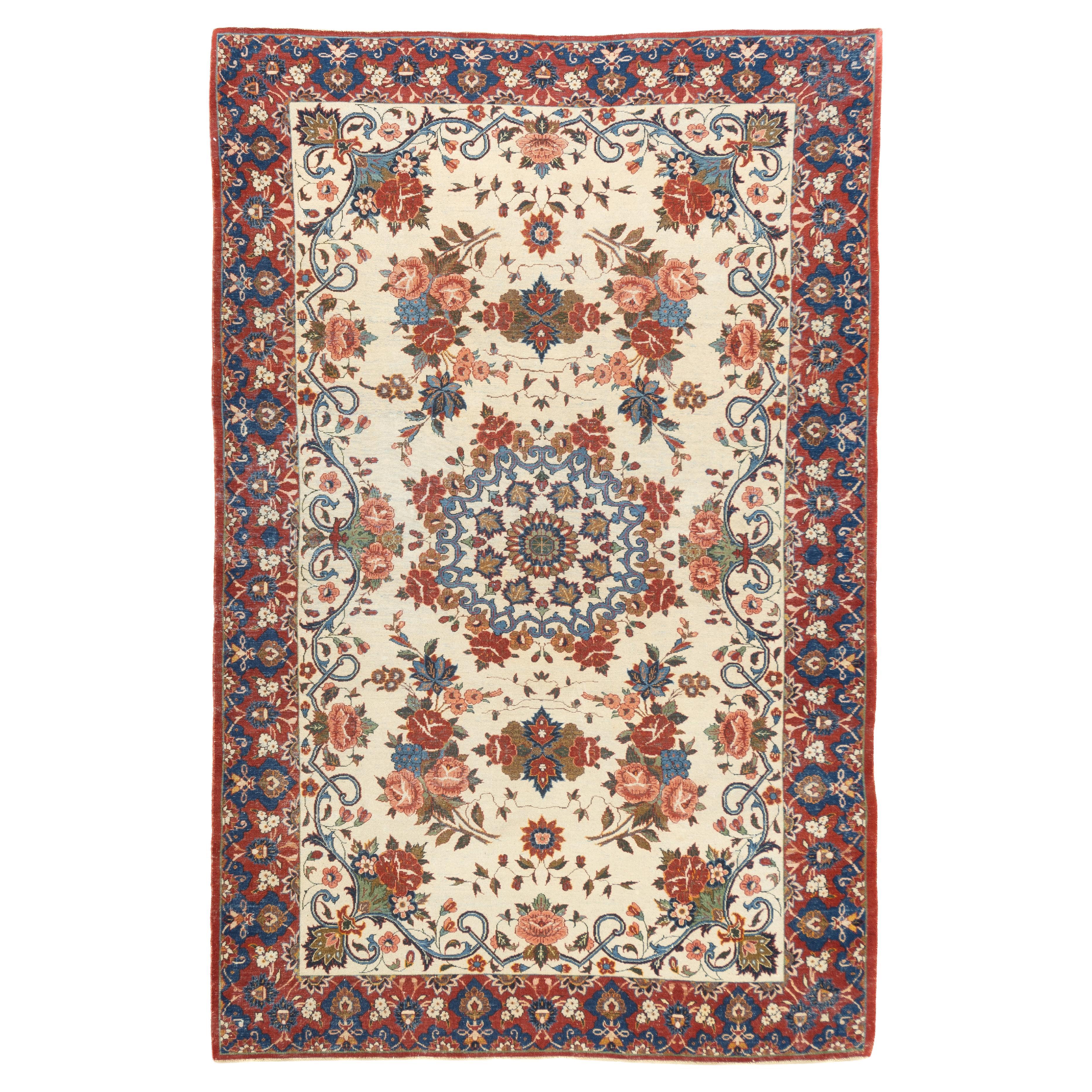 Antiker persischer Isfahan-Teppich 5'0" x 7'6''