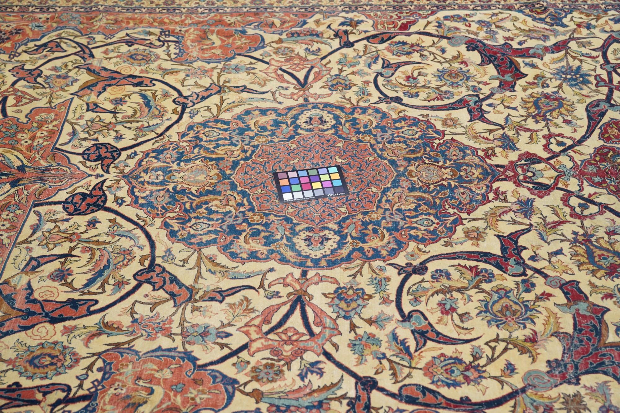 Antiker persischer Isfahan-Teppich im Angebot 2