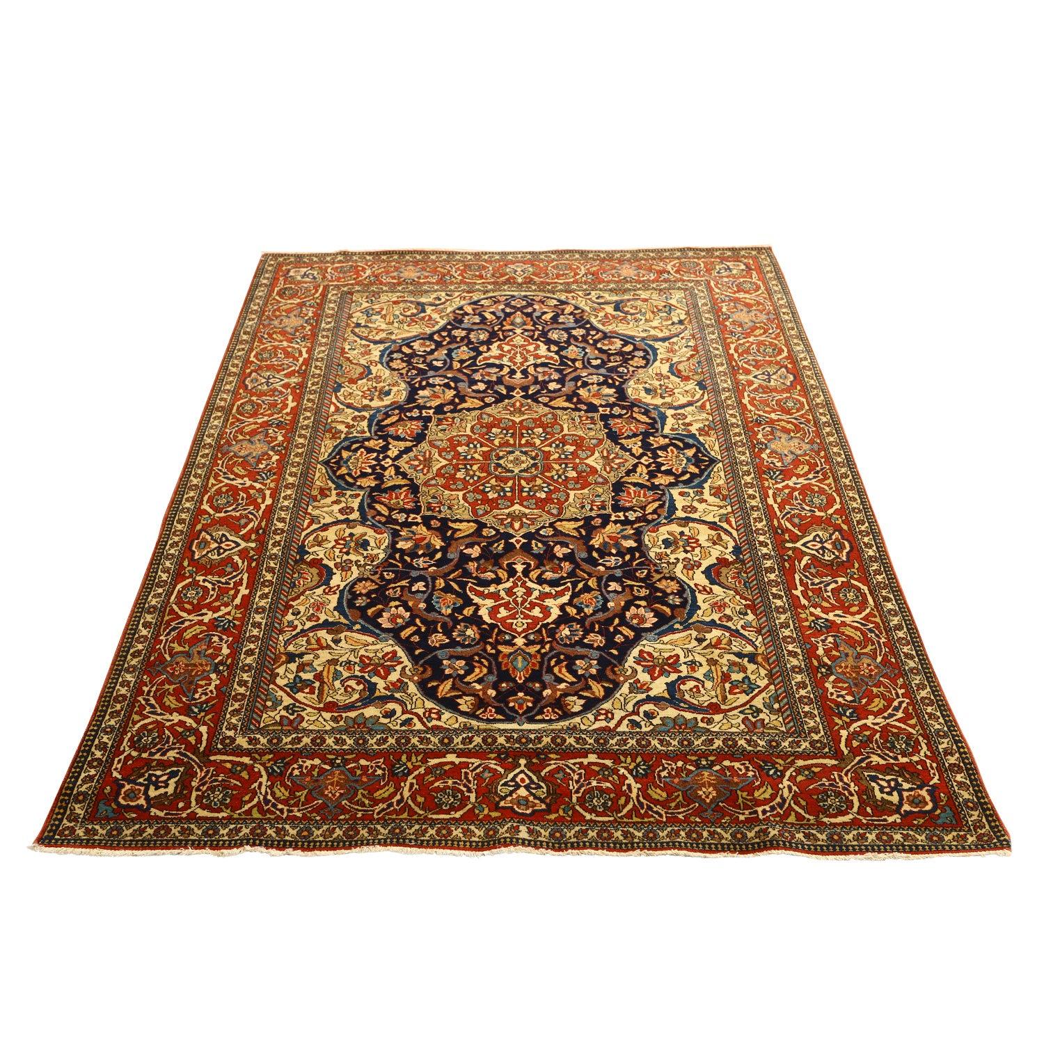 Hand-Knotted Antique Persian Isfahan Rug - Size: 6'10x4'10 For Sale