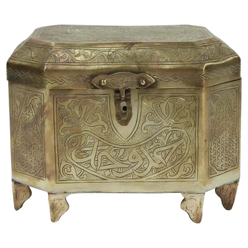 Antique Islamic Persian Wooden Box at 1stDibs | persian inlaid boxes ...